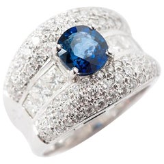 Sapphire and Diamondsring, 18 Karat White Gold