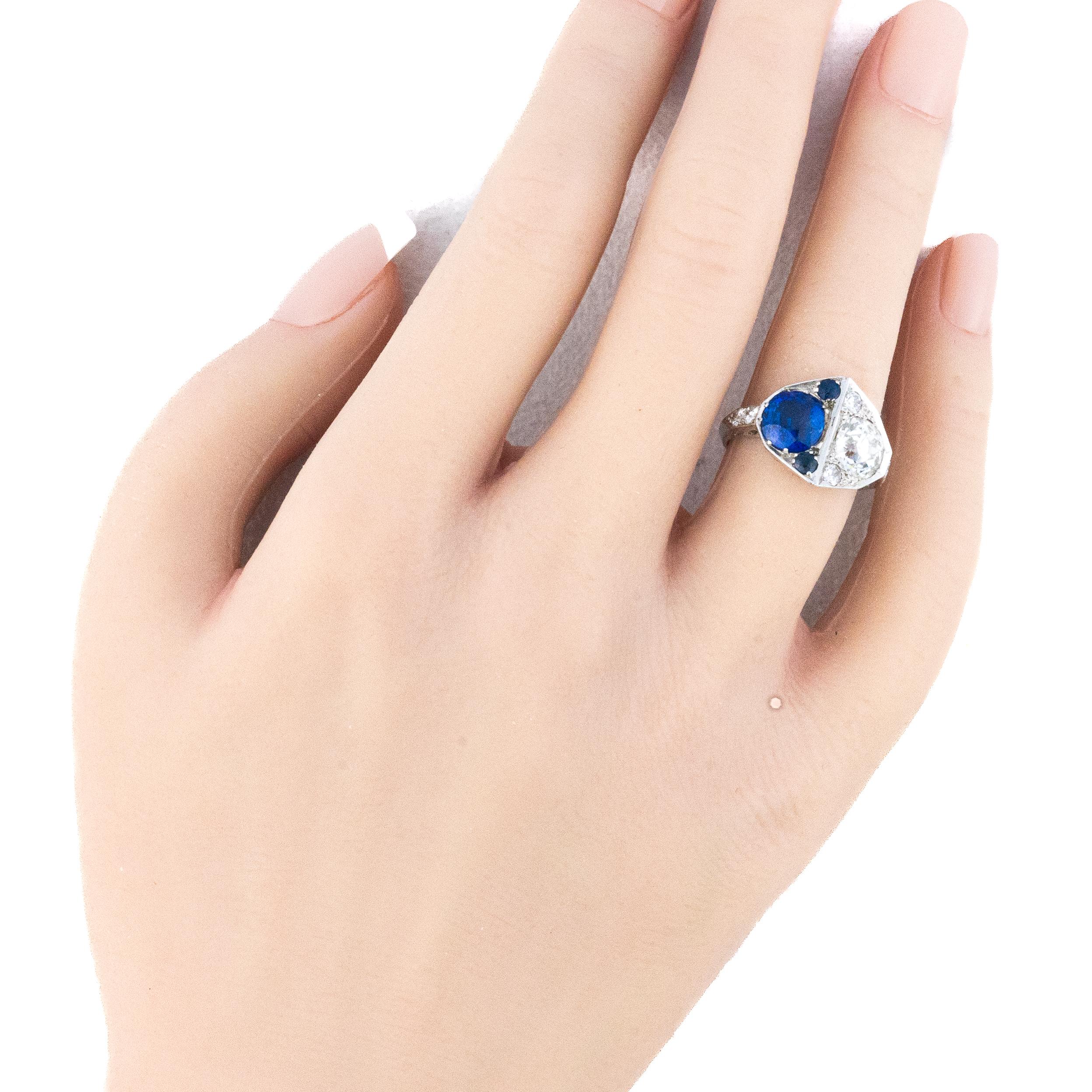 Art déco Bague en saphir et diamant de taille européenne en vente