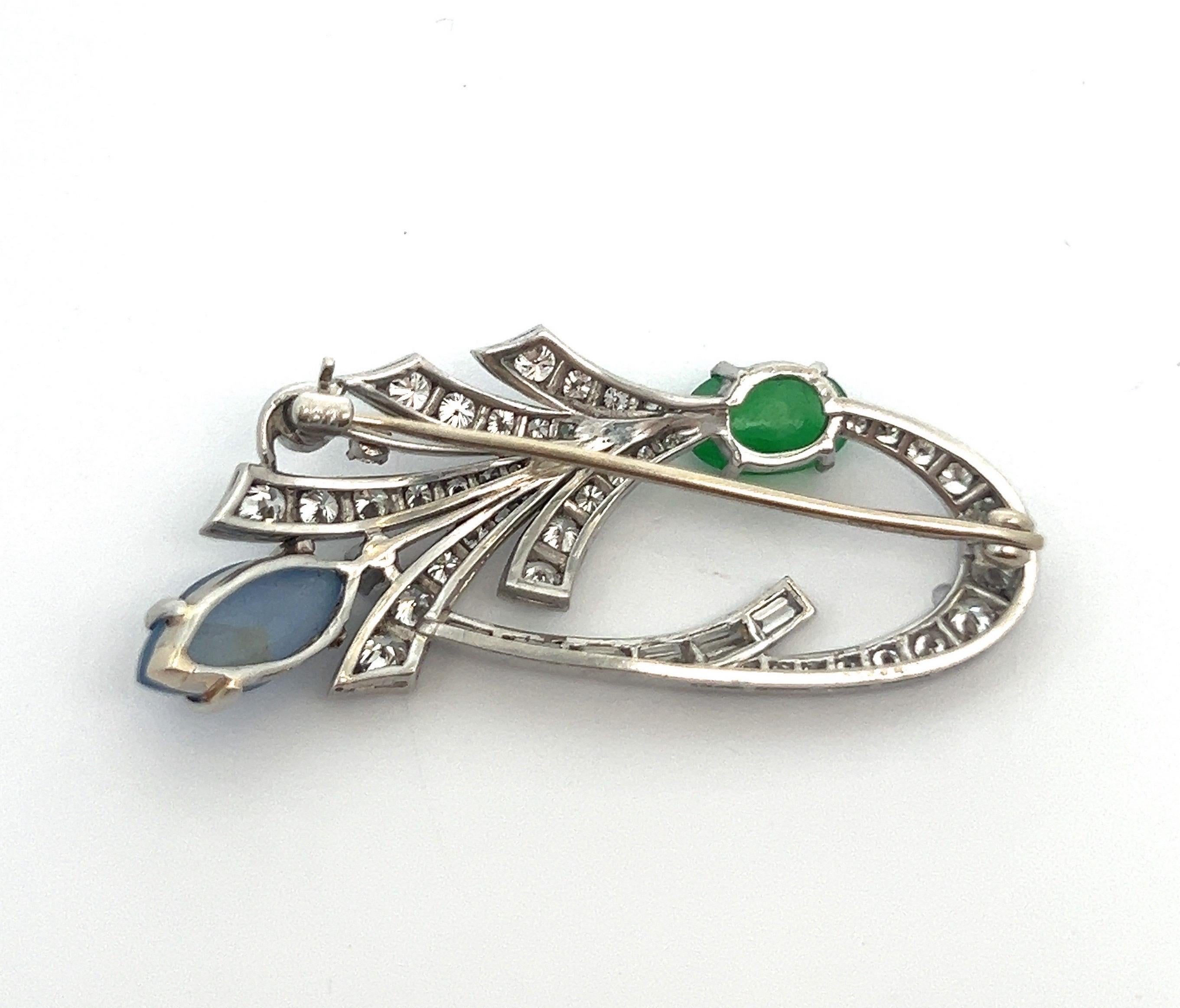 Women's Sapphire and Jade Brooch For Sale