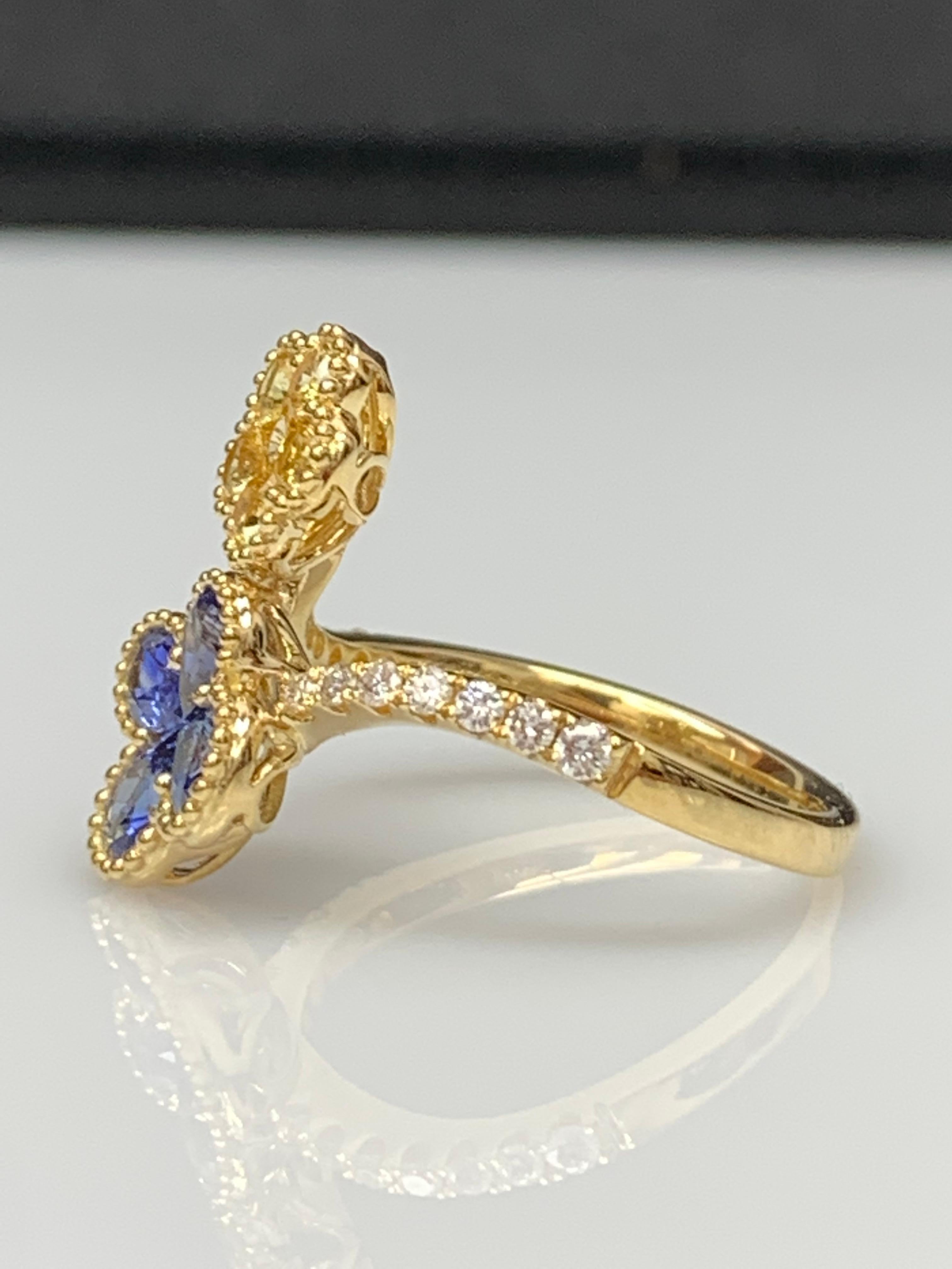 Anello con zaffiro e zaffiro rosa e diamante a fiore in oro giallo 18 carati in vendita 5