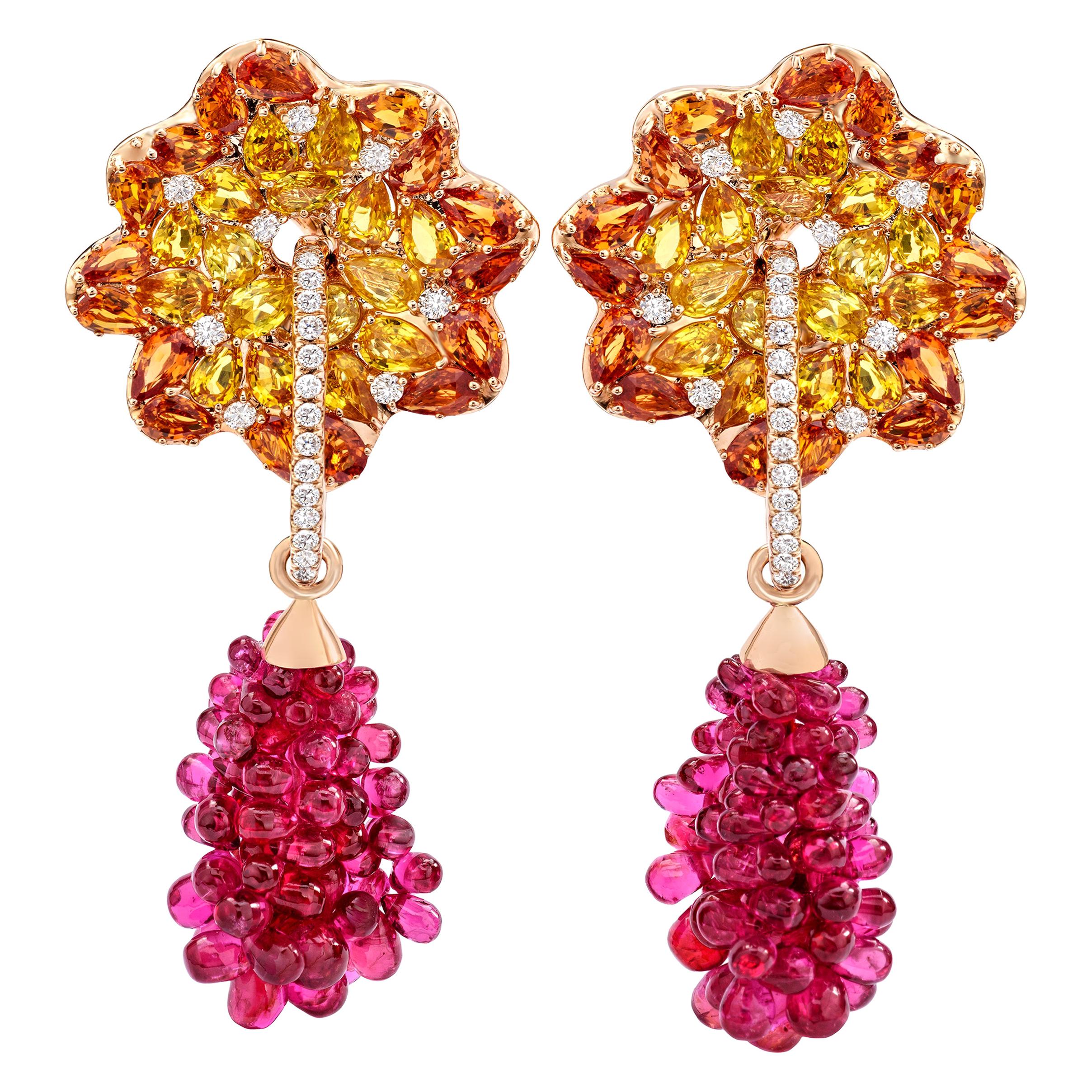 Lotus-Ohrringe mit Saphir und rosa Spinell von Margot McKinney im Angebot