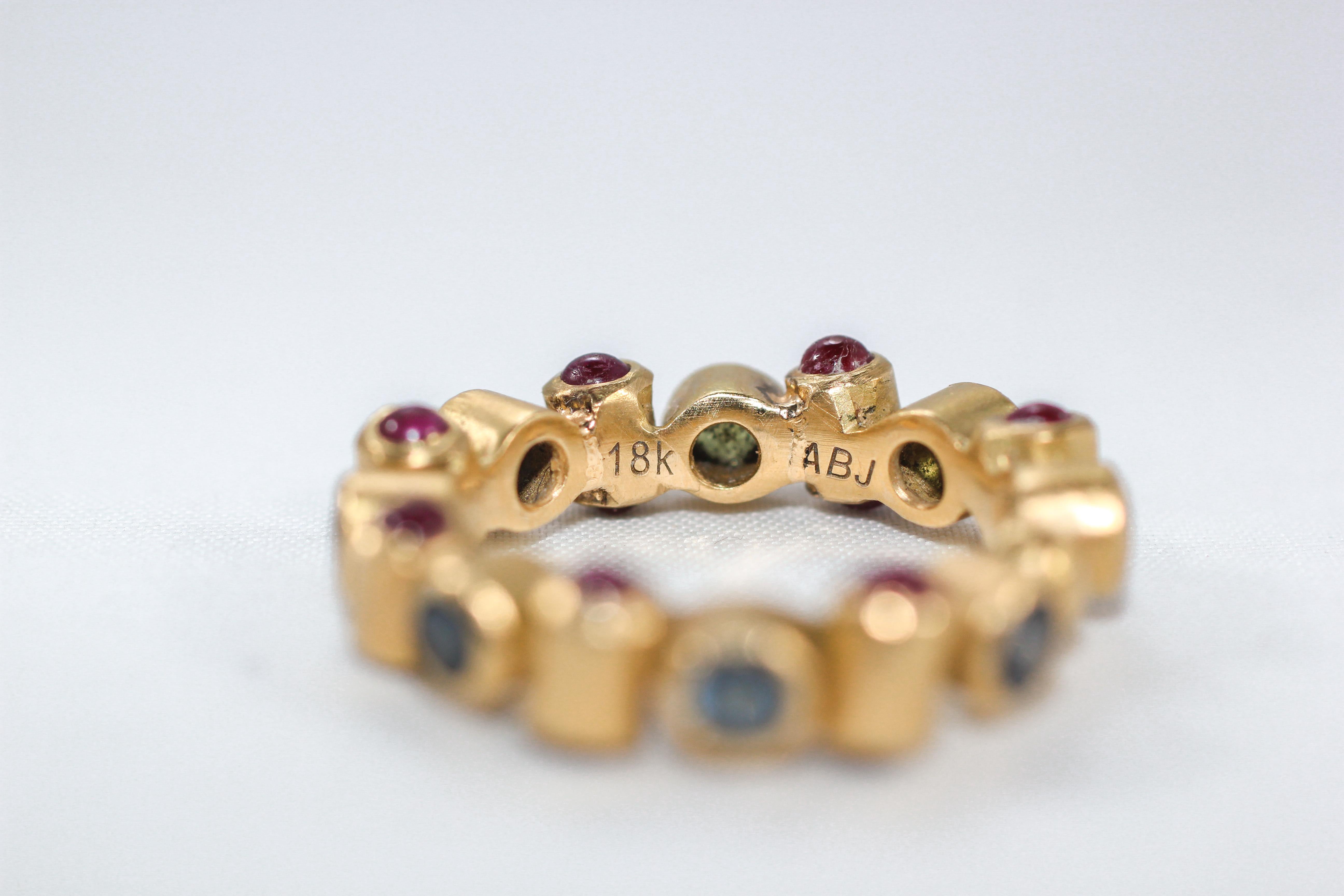 Round Cut Sapphire and Ruby 18 Karat Gold Bridal Band Ring For Sale
