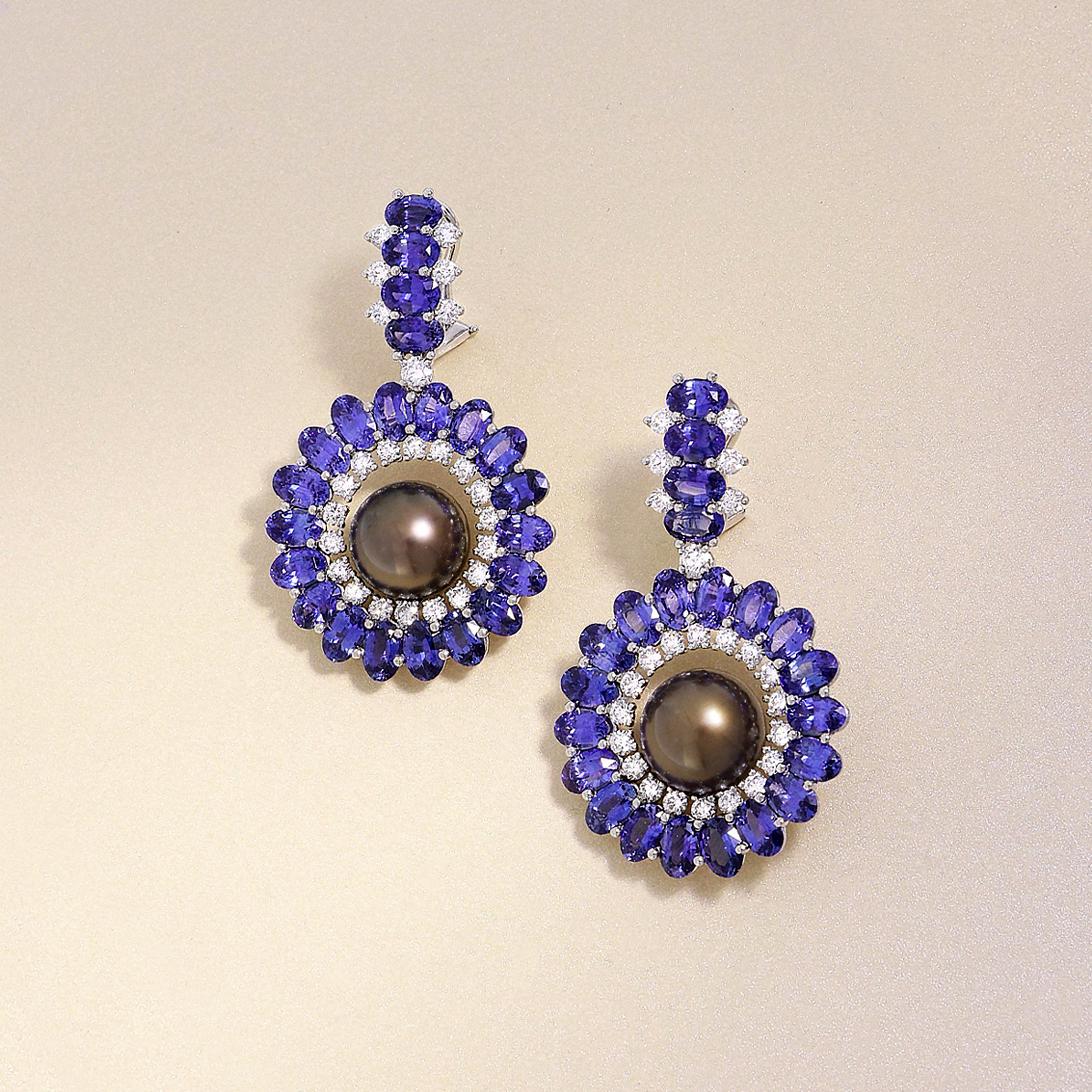 Platinum Blue Sapphire and Tahitian Pearl Drop Earrings For Sale 1