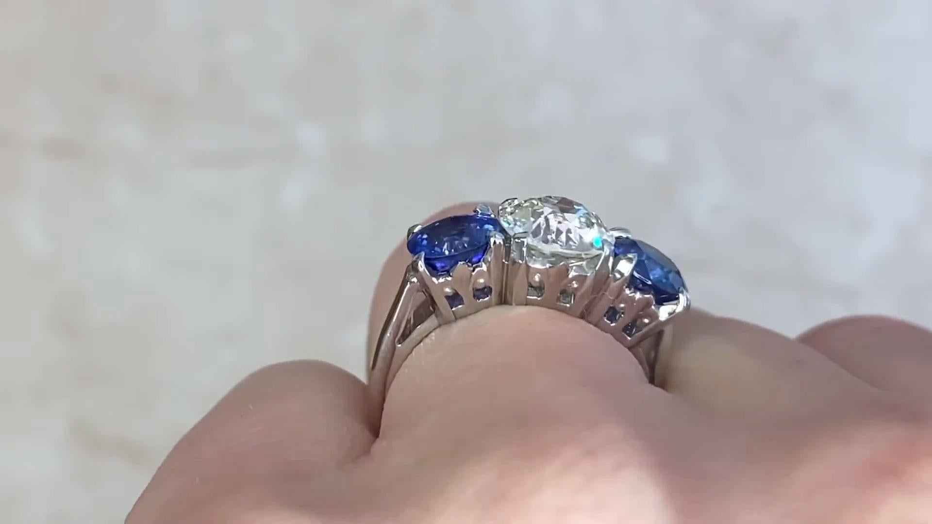 Zafiro Anillo de Compromiso Art Decó Antiguo Corte Europeo (Aprox. 2,00 Quilates) en Excelente estado para la venta en New York, NY