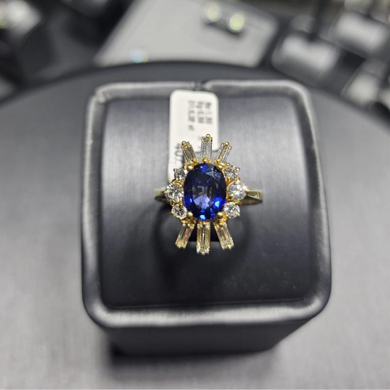 Mixed Cut Sapphire Artdeco Ring For Sale