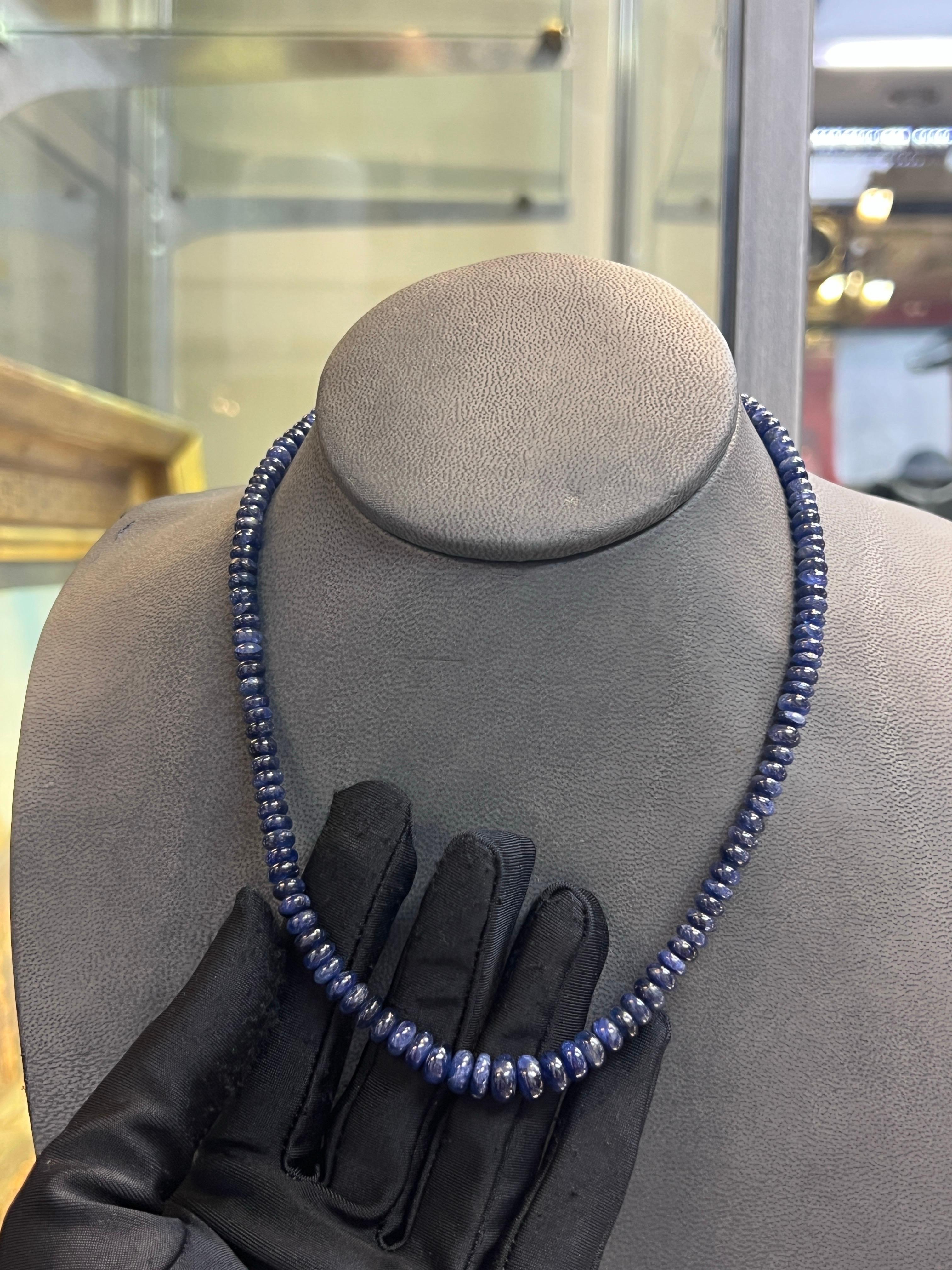 Sapphire Bead Necklace In Excellent Condition For Sale In New York, NY