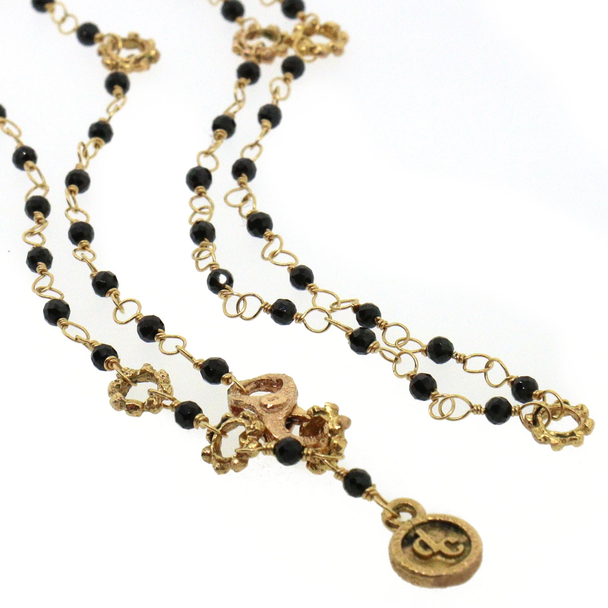 Collier en or jaune 18k avec perles de saphir Bon état - En vente à New York, NY