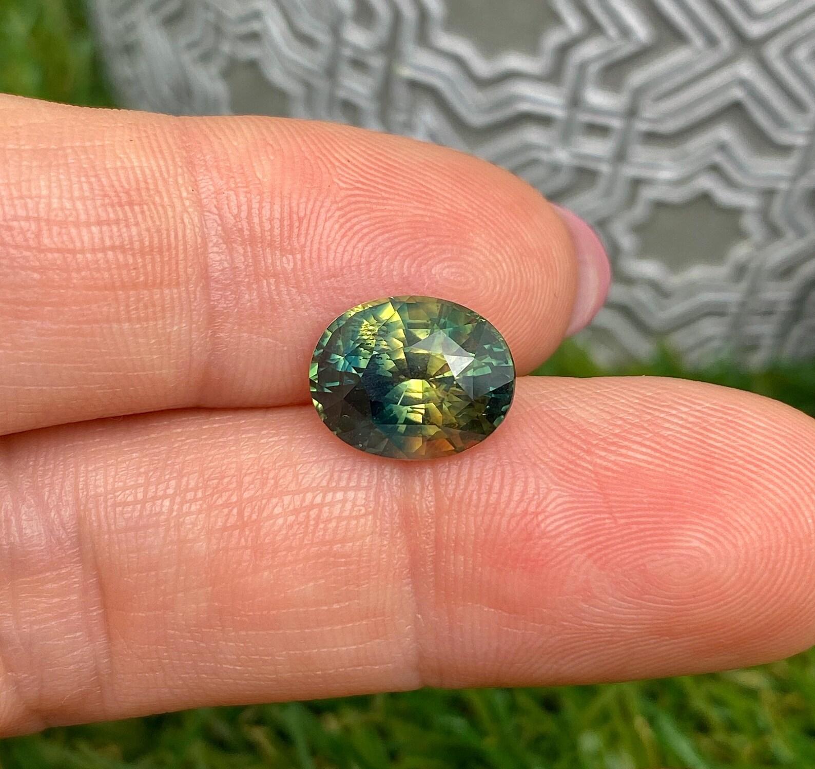 Sapphire Bi-color 5.46Ct natural Unheated gemstone, Oval cut, Certificate GIA en venta