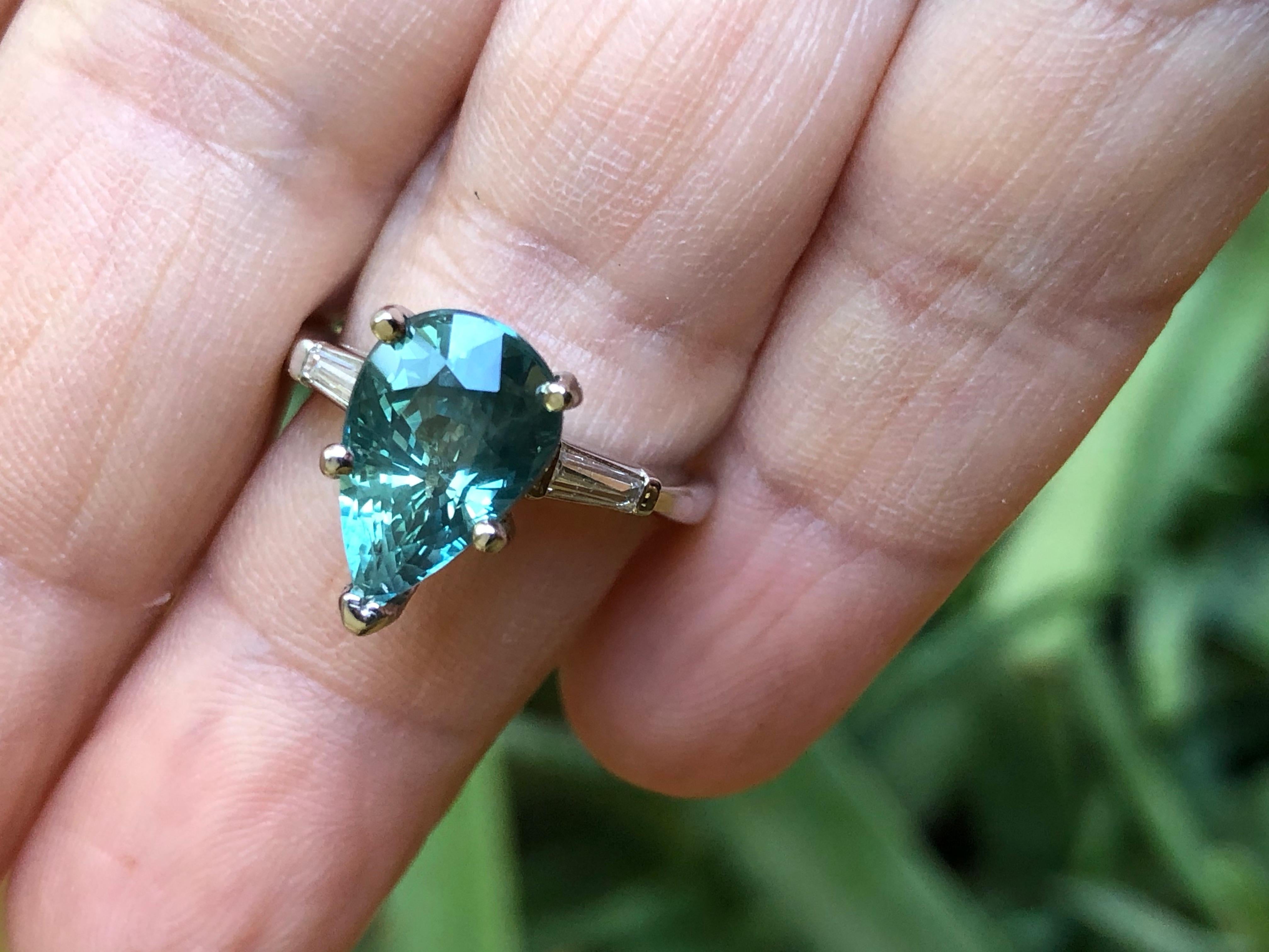 Teal Natürlicher Saphir Diamant Verlobungsring Gold (Tropfenschliff)