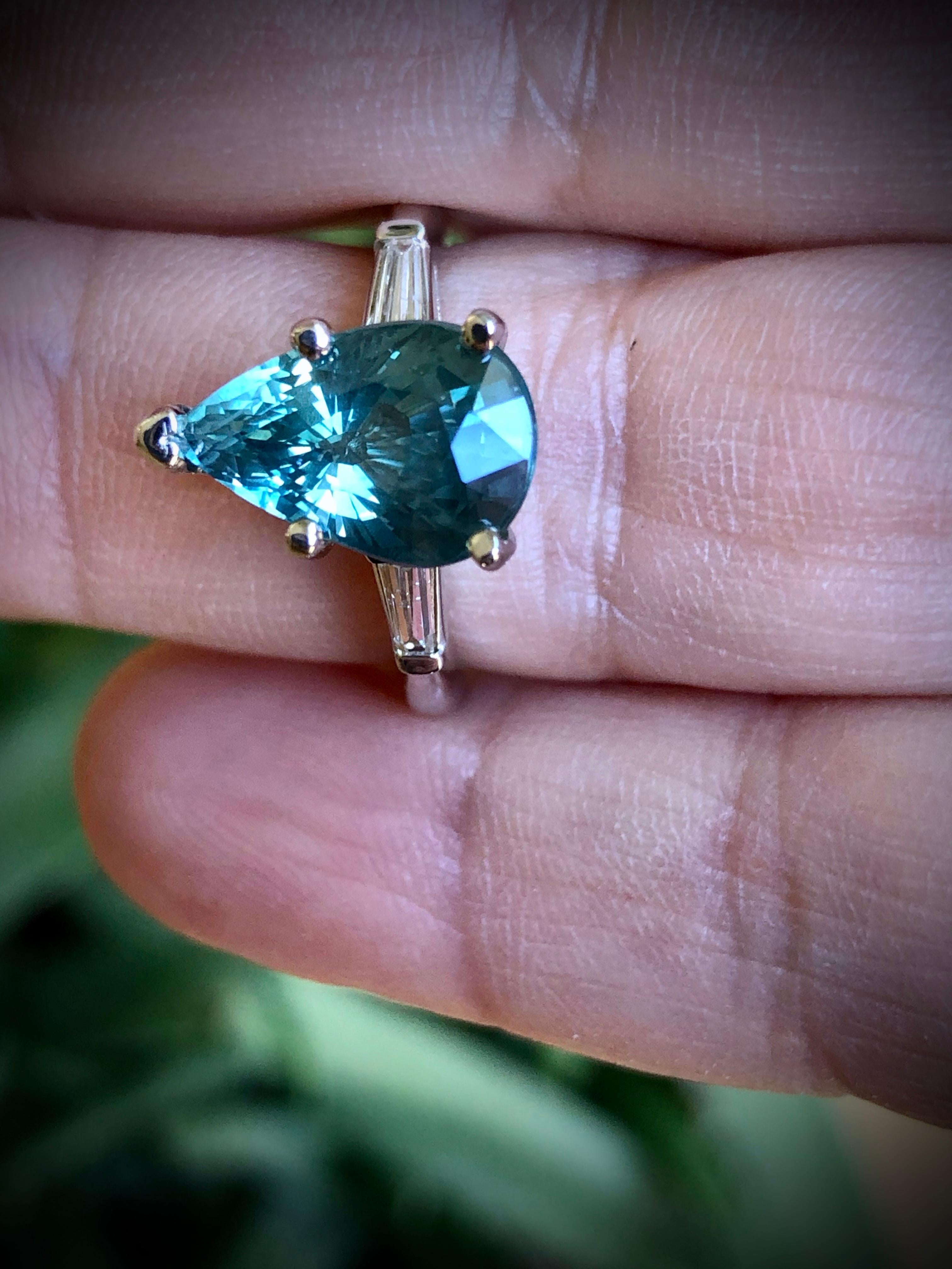 Teal Natürlicher Saphir Diamant Verlobungsring Gold 2