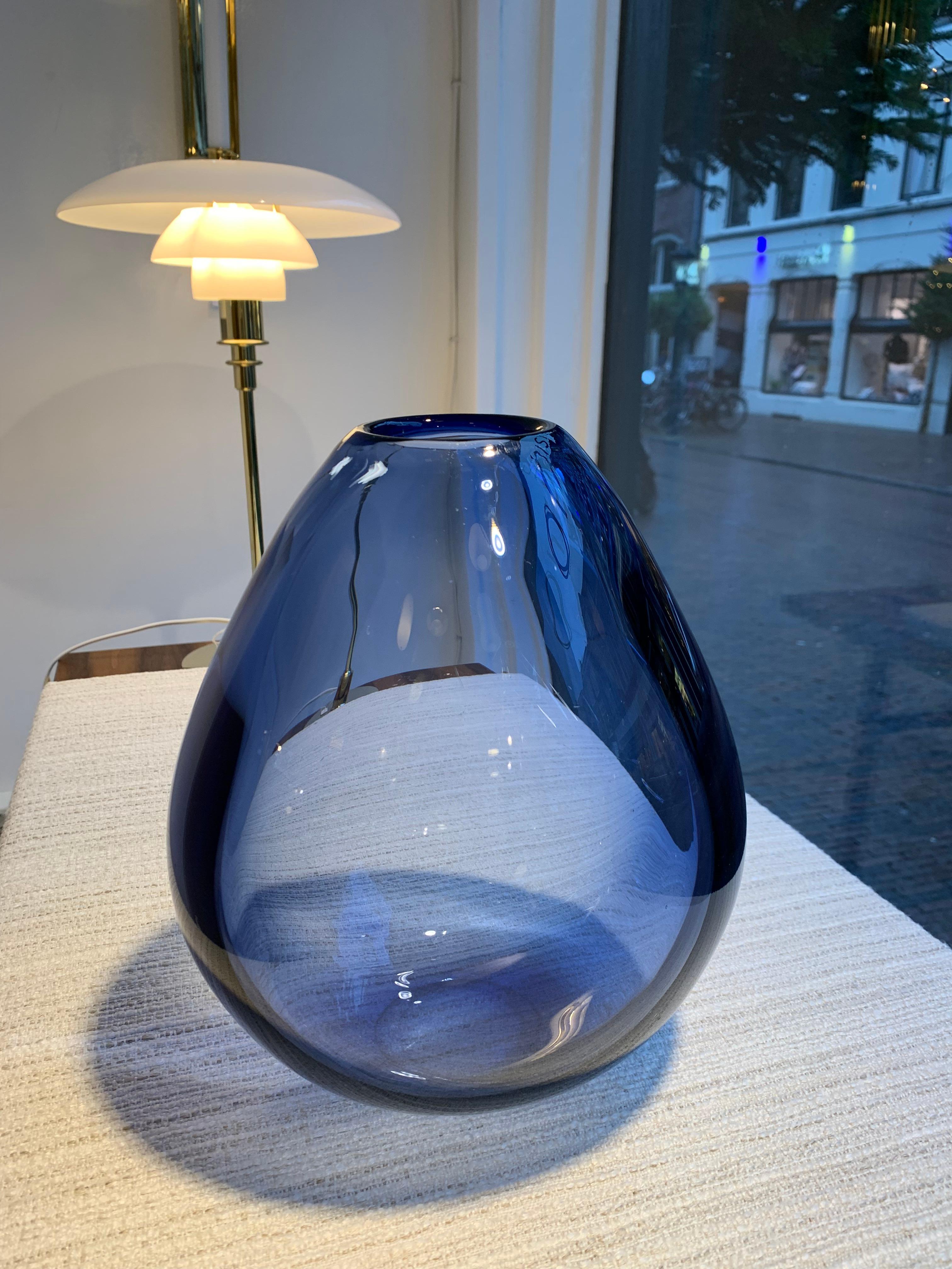 Sapphire Blue Mouth Blown Drop Vase by Per Lütken for Holmegaard, 1960s 1