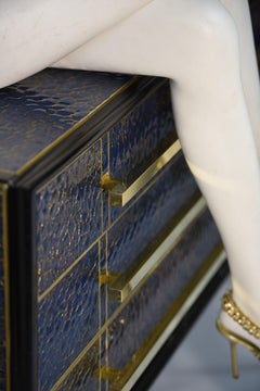 Commode en verre de Murano bleu saphir avec accents en laiton