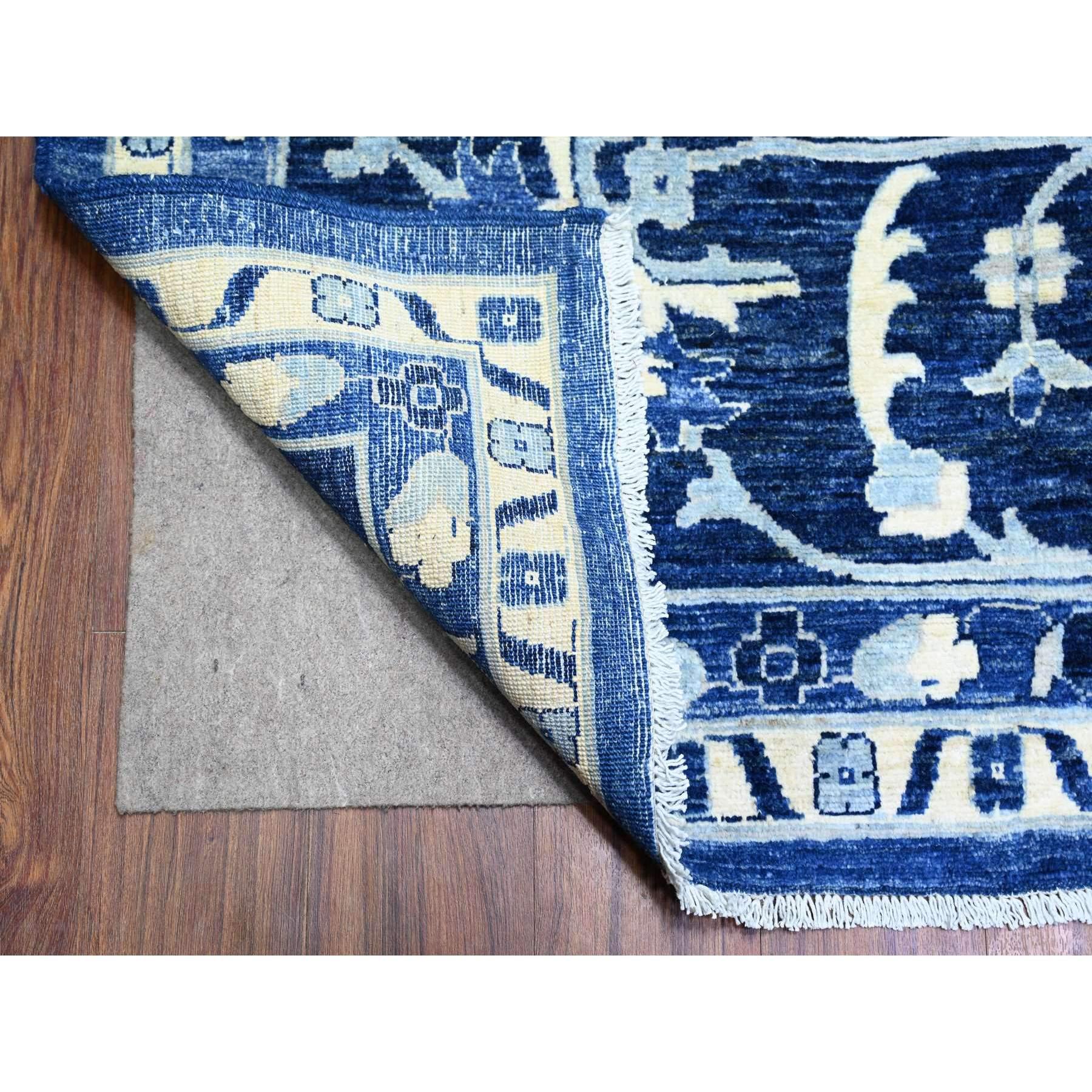 Handgeknüpfter orientalischer Peshawar-Teppich in Saphirblau aus reiner Wolle 11'8