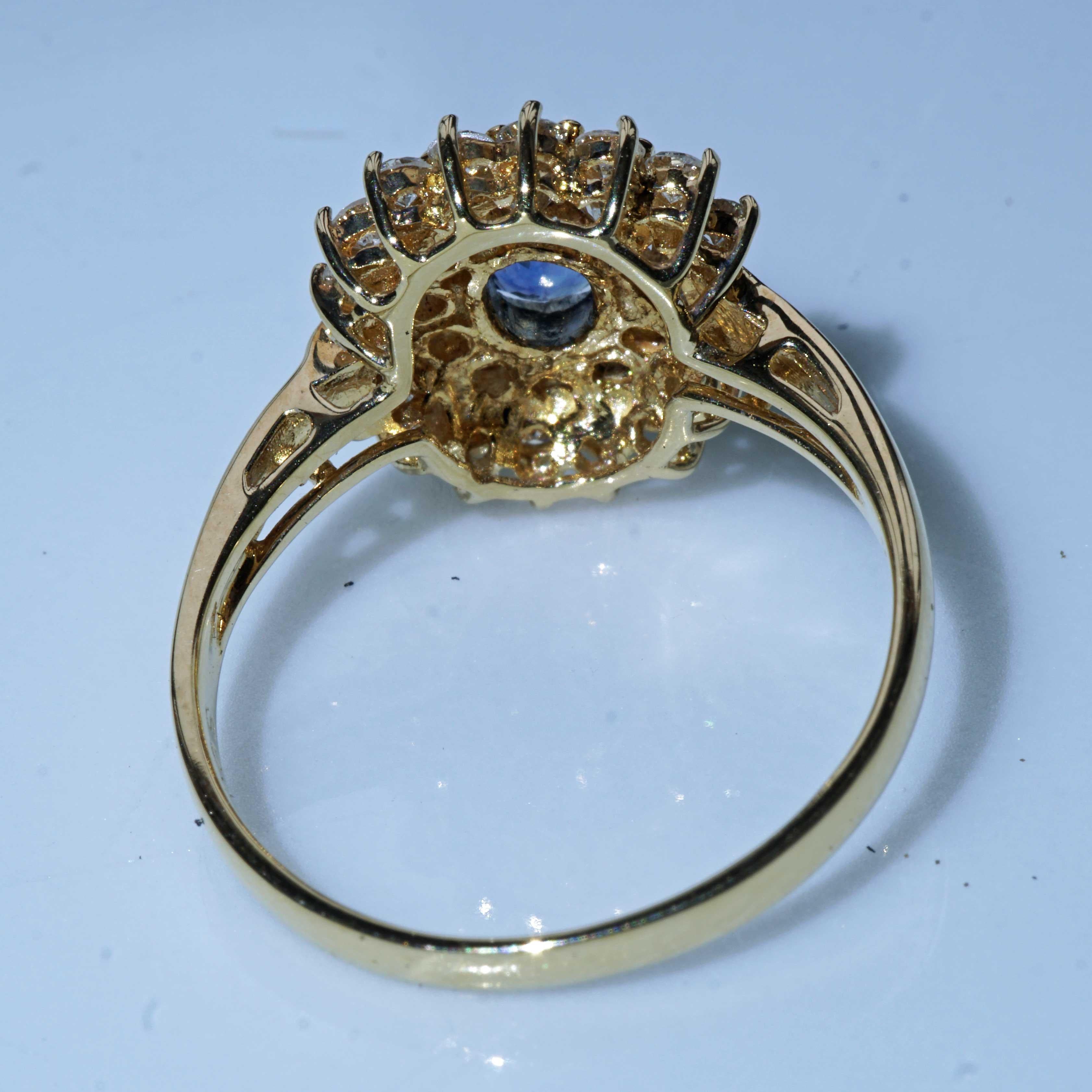 Sapphire Brilliant Ring 0.53 ct 0.65 ct wonderful Gemstone Color Royal Blue AAA In New Condition In Viena, Viena