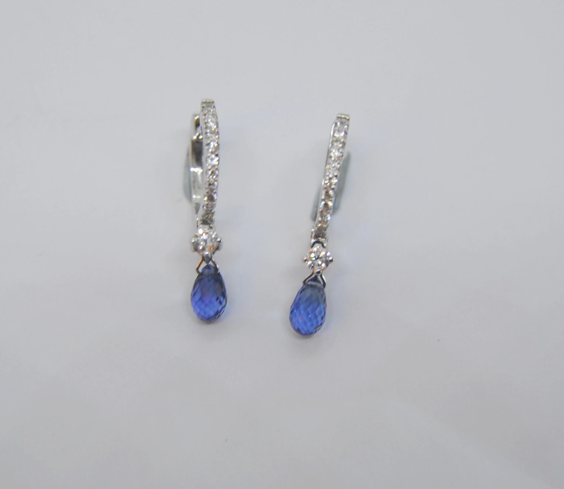 READY TO SHIP
*Shipment of this piece is not affected by COVID-19. 
Orders welcome!*

This pair of earrings weight 2.2grams and measures 22mm or 0.85 inches
Diamonds are pavé set 13 of 0.01ct and 1 of 0.08ct per earring total 0.42ct diamonds per