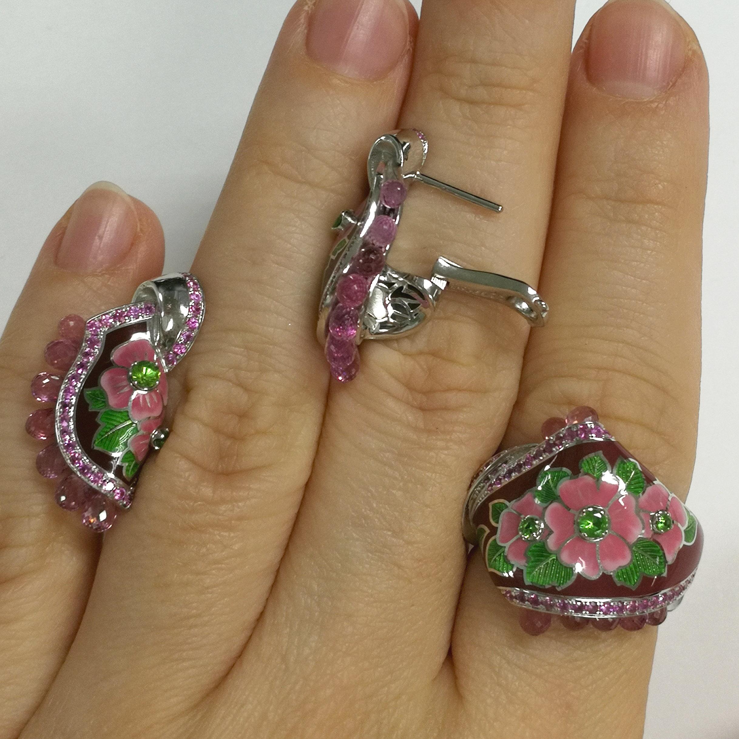 Sapphire Briolettes Tsavorites Enamel 18 Karat White Gold A'la Russe Small Suite 1