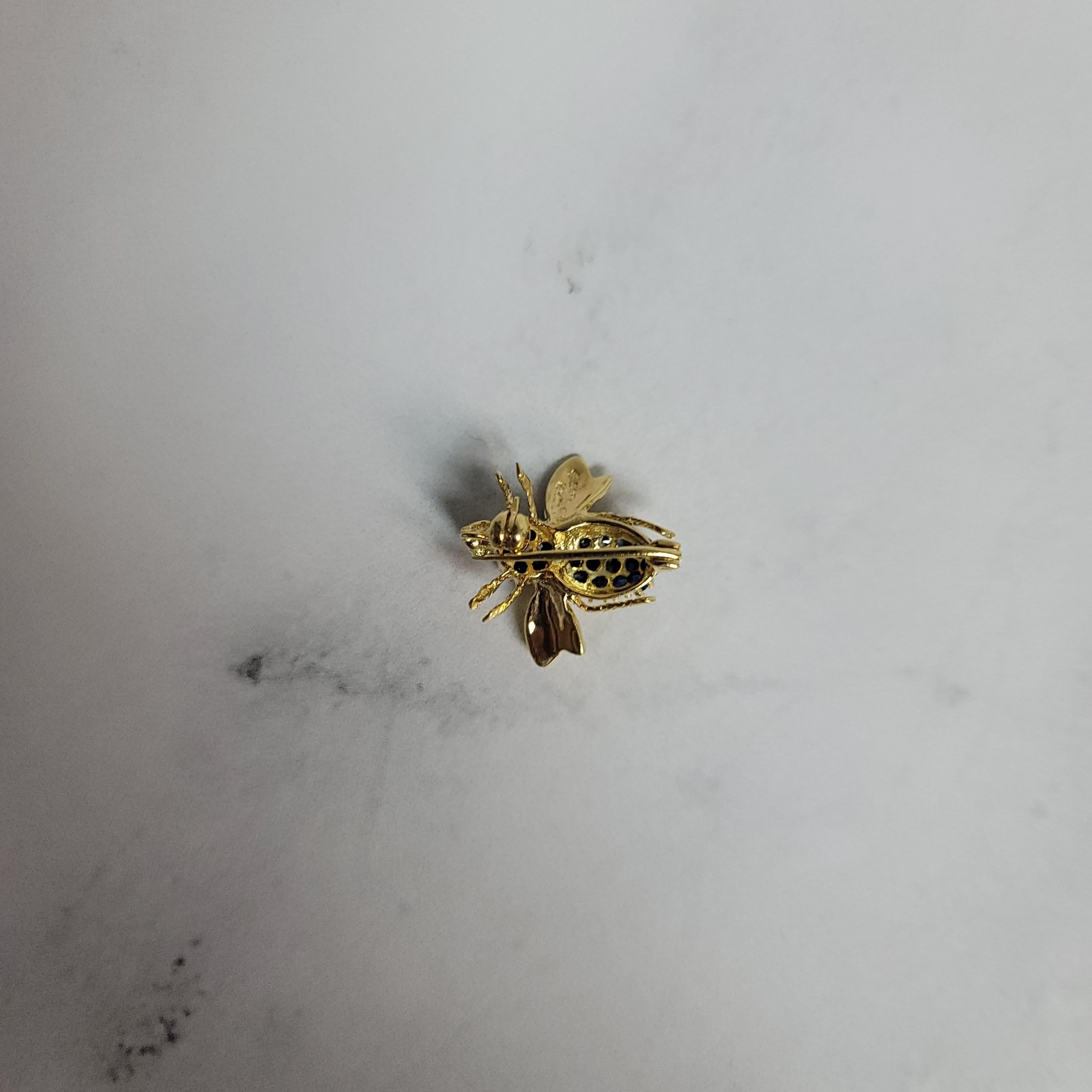 Round Cut Sapphire Bumble Bee Brooch 14k Yellow Gold For Sale