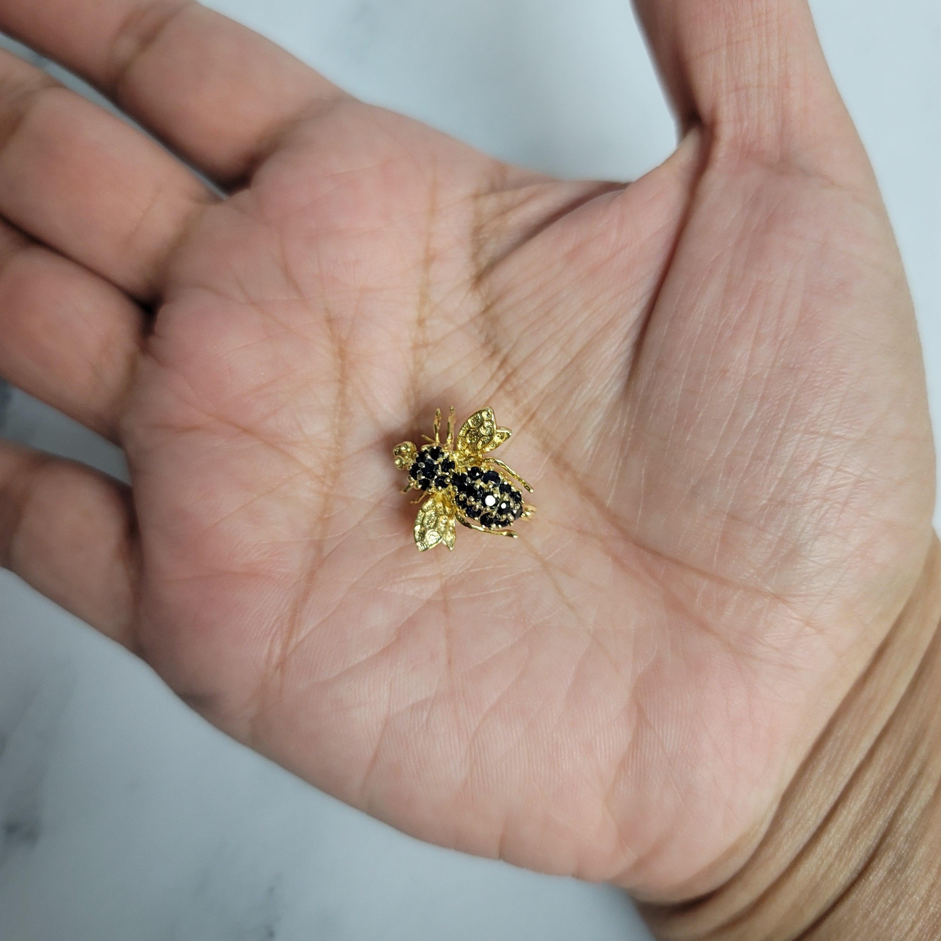 Sapphire Bumble Bee Brooch 14k Yellow Gold In New Condition For Sale In Sugar Land, TX