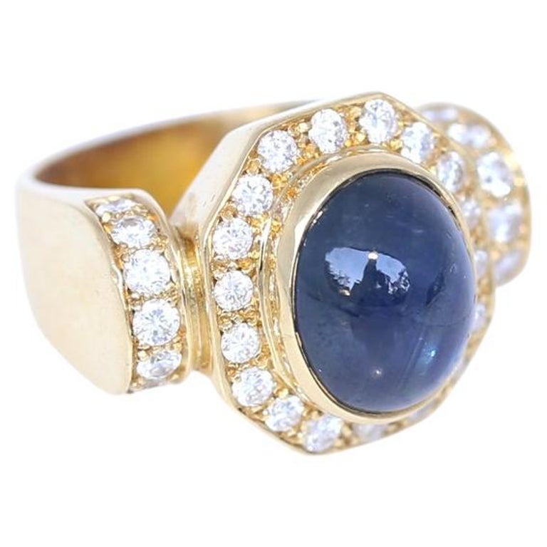 Sapphire Cabochon Diamonds 18K Yellow Gold Ring, 1970 For Sale
