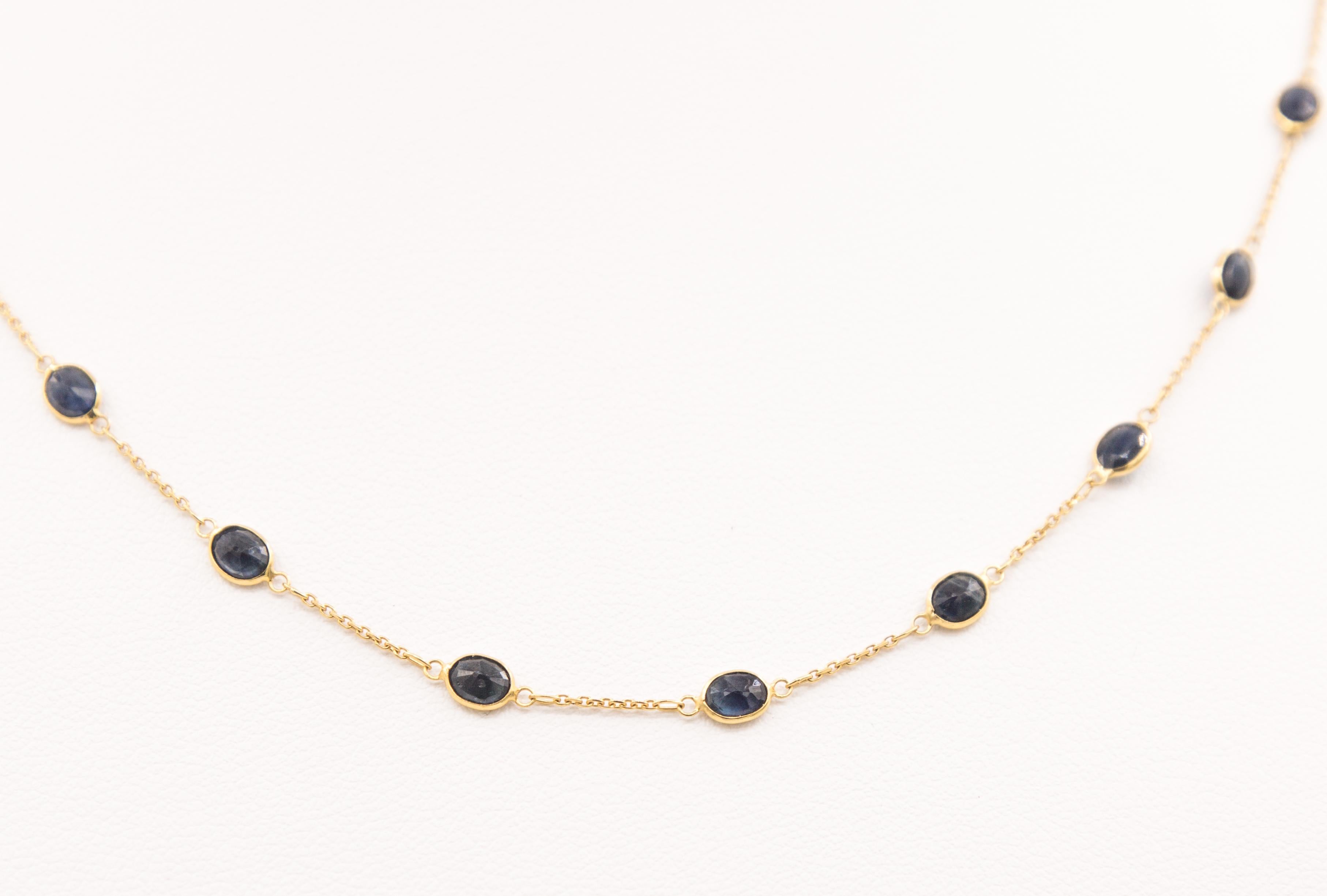 Catena di zaffiri in oro 18 k. In condizioni Nuovo in vendita a Bad Kissingen, DE