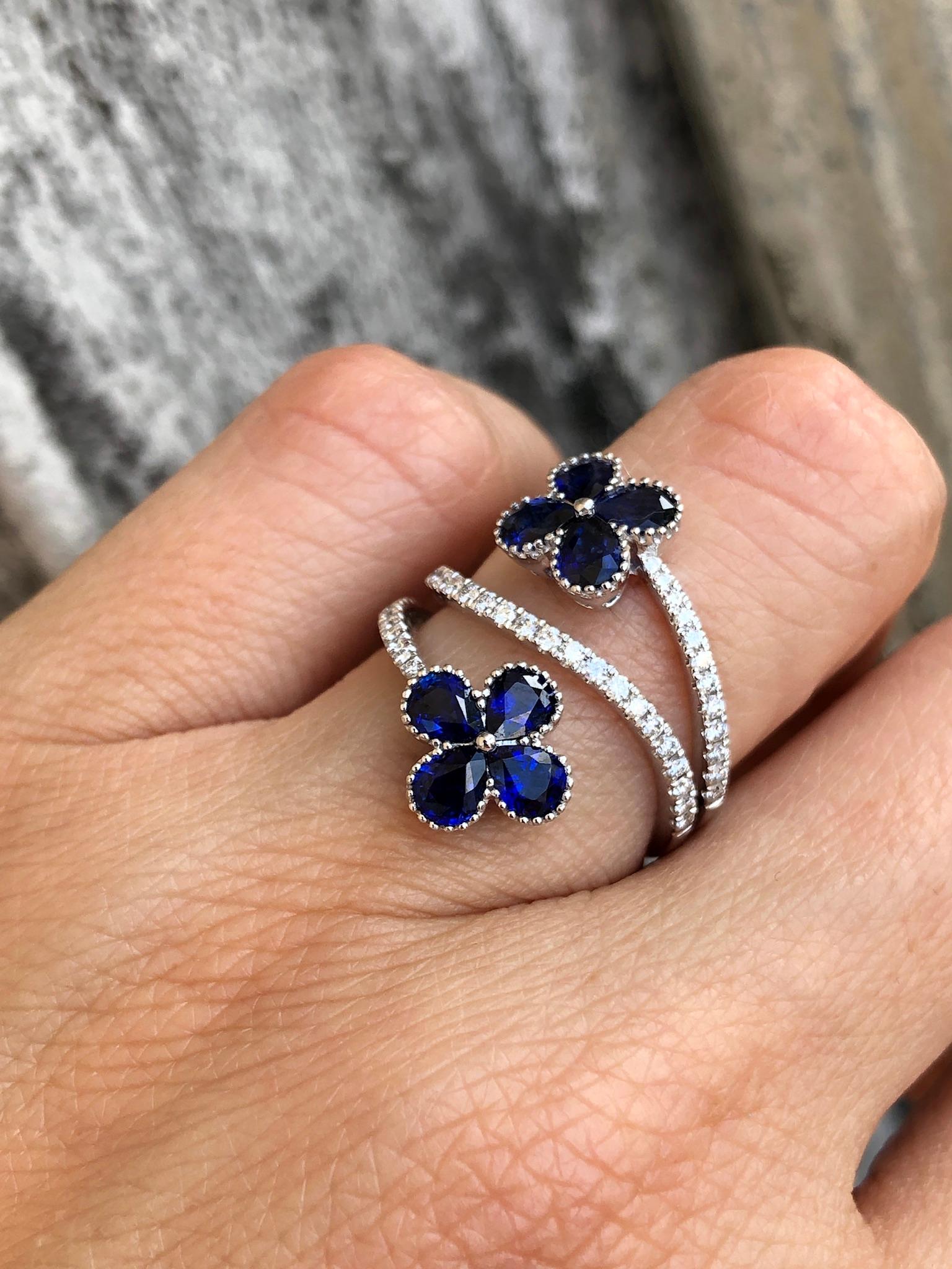 Sapphire Clover Flower and Diamond Wide Ring 18K For Sale 1