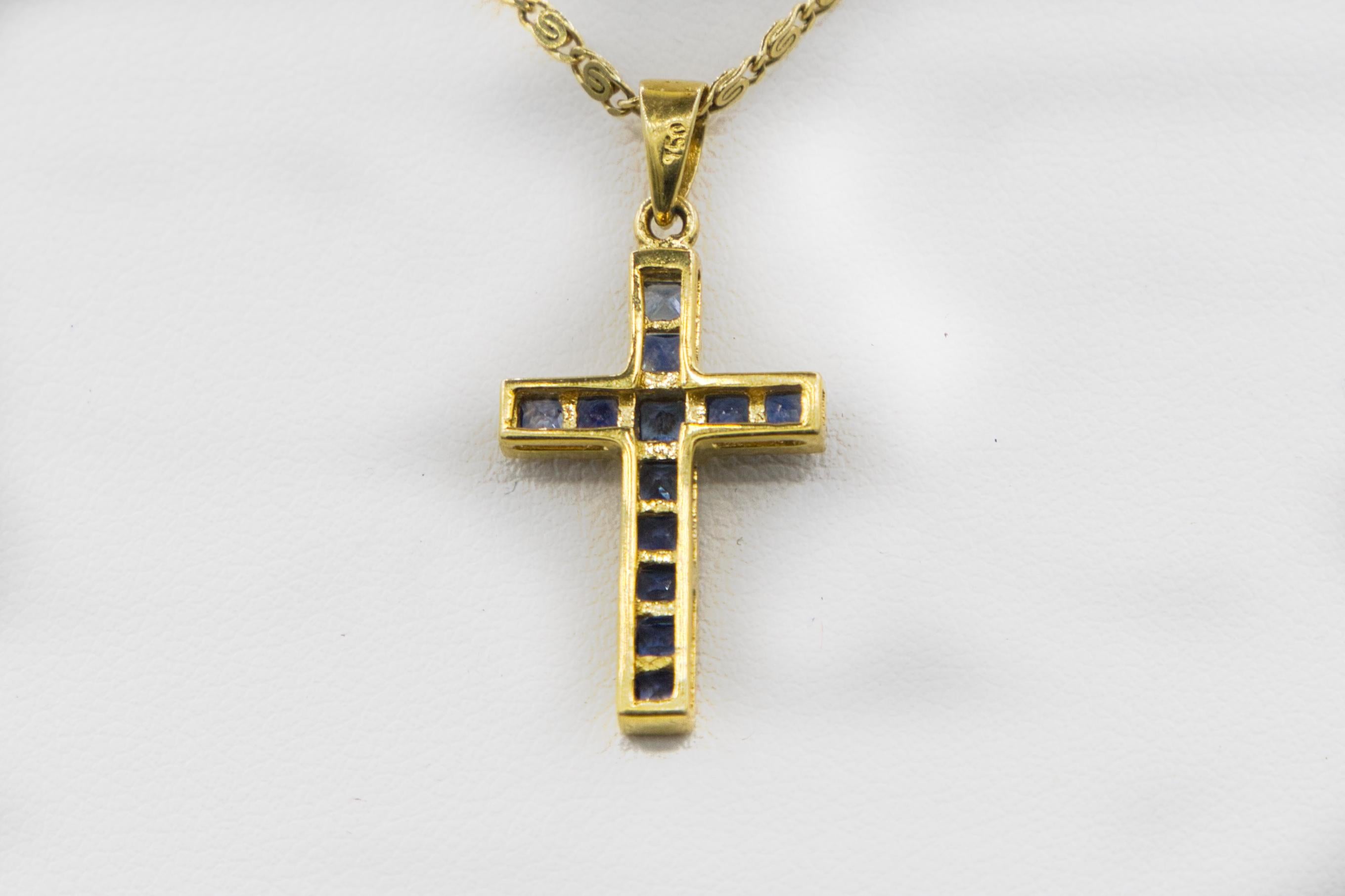 Croce di zaffiro in oro 18 k. in vendita 1