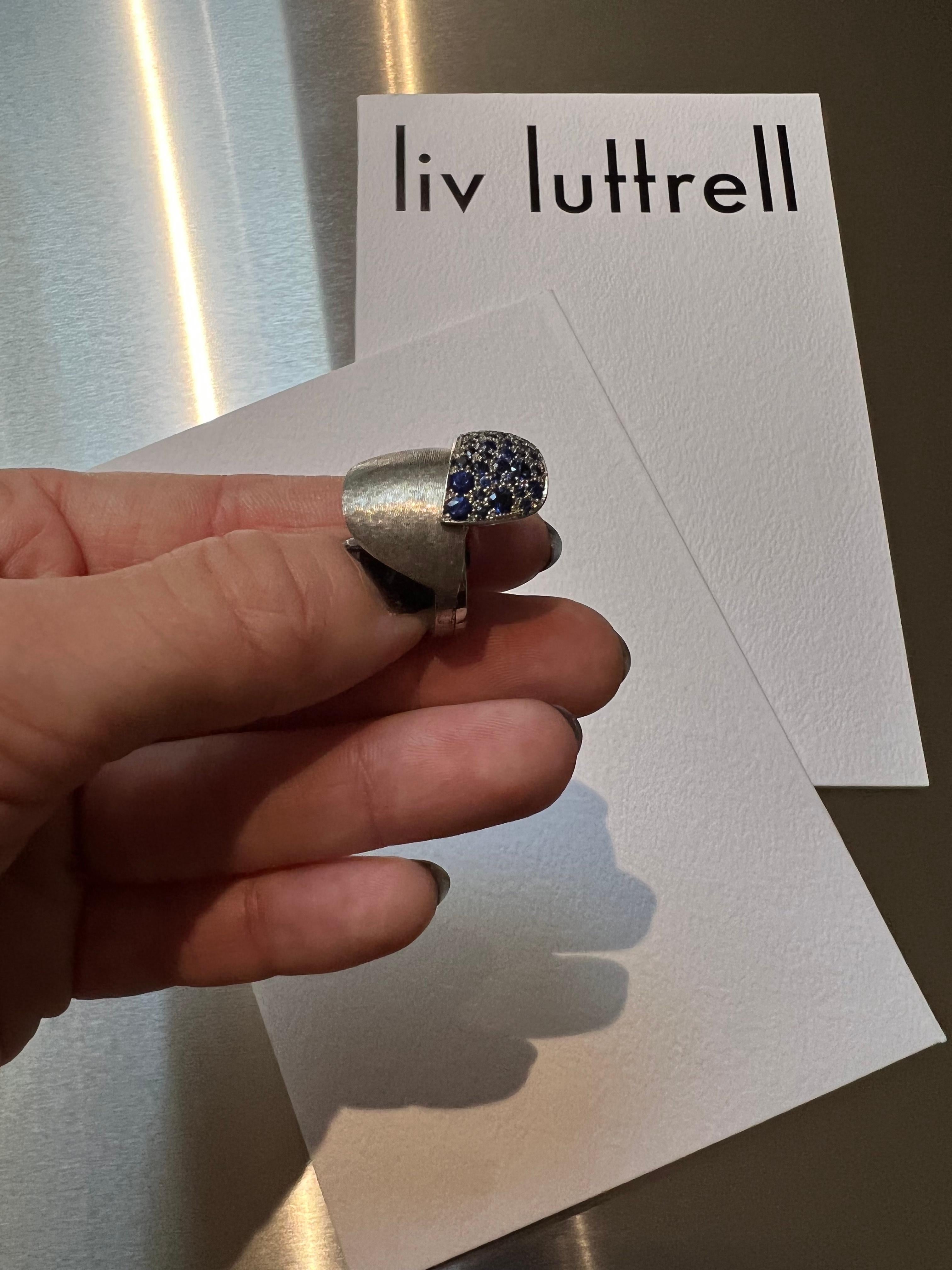 Round Cut CURVED FORMS RING  Platinum with graduated sapphires by Liv Luttrell For Sale