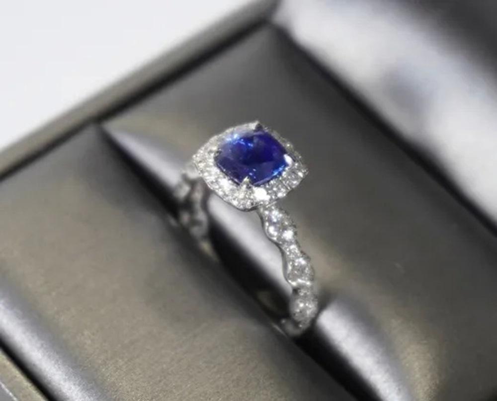 Women's Sapphire Cushion Ring 1.56 CTS For Sale