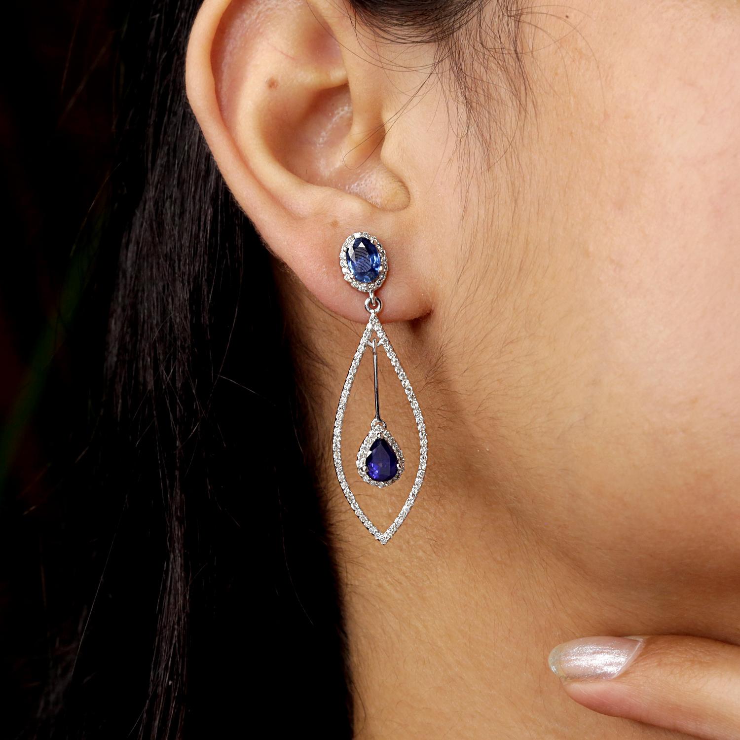 Art Deco Sapphire Dangle Earrings with Diamond in 18k Gold For Sale