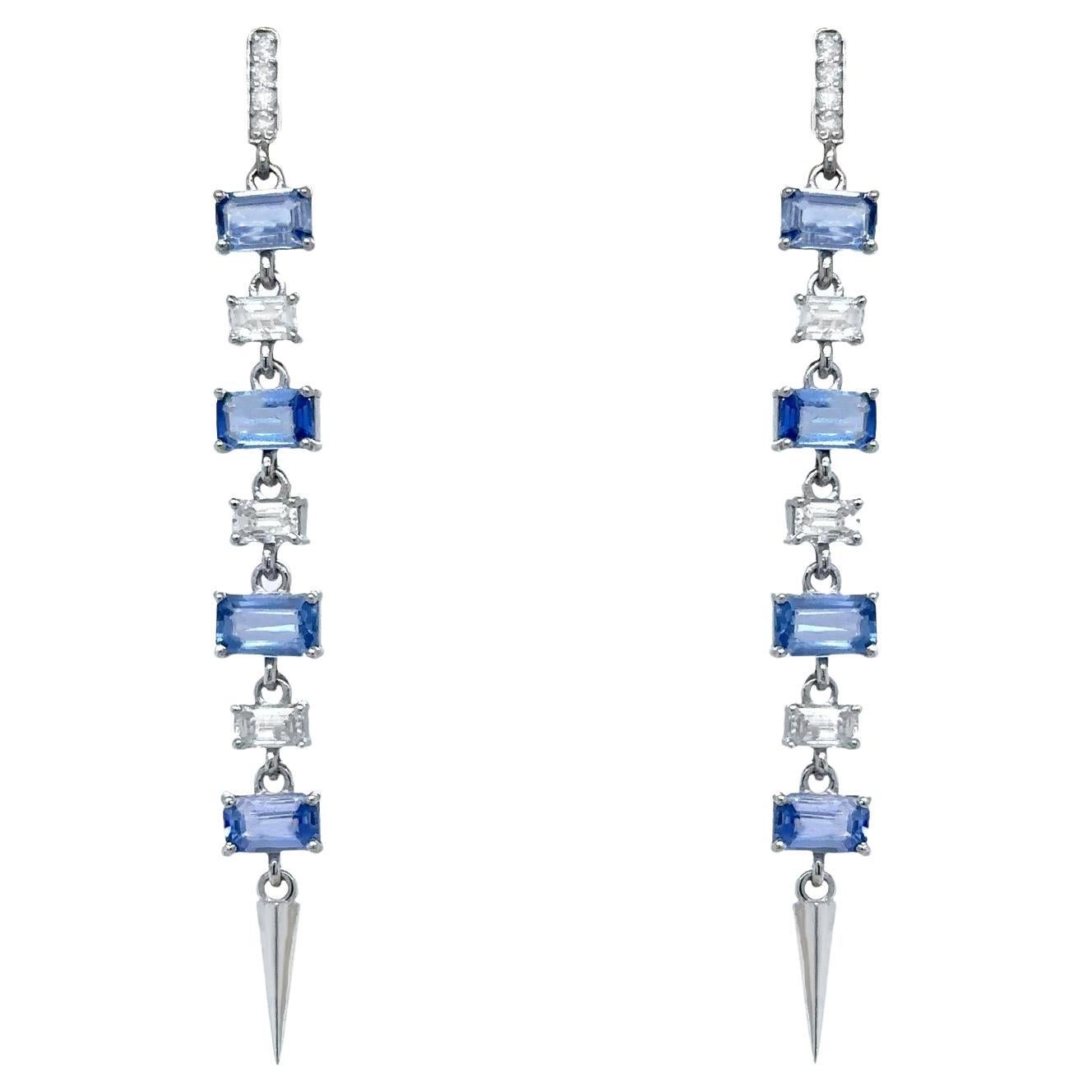 Pendants d'oreilles en or blanc 18 carats avec saphirs et diamants 16,11 carats