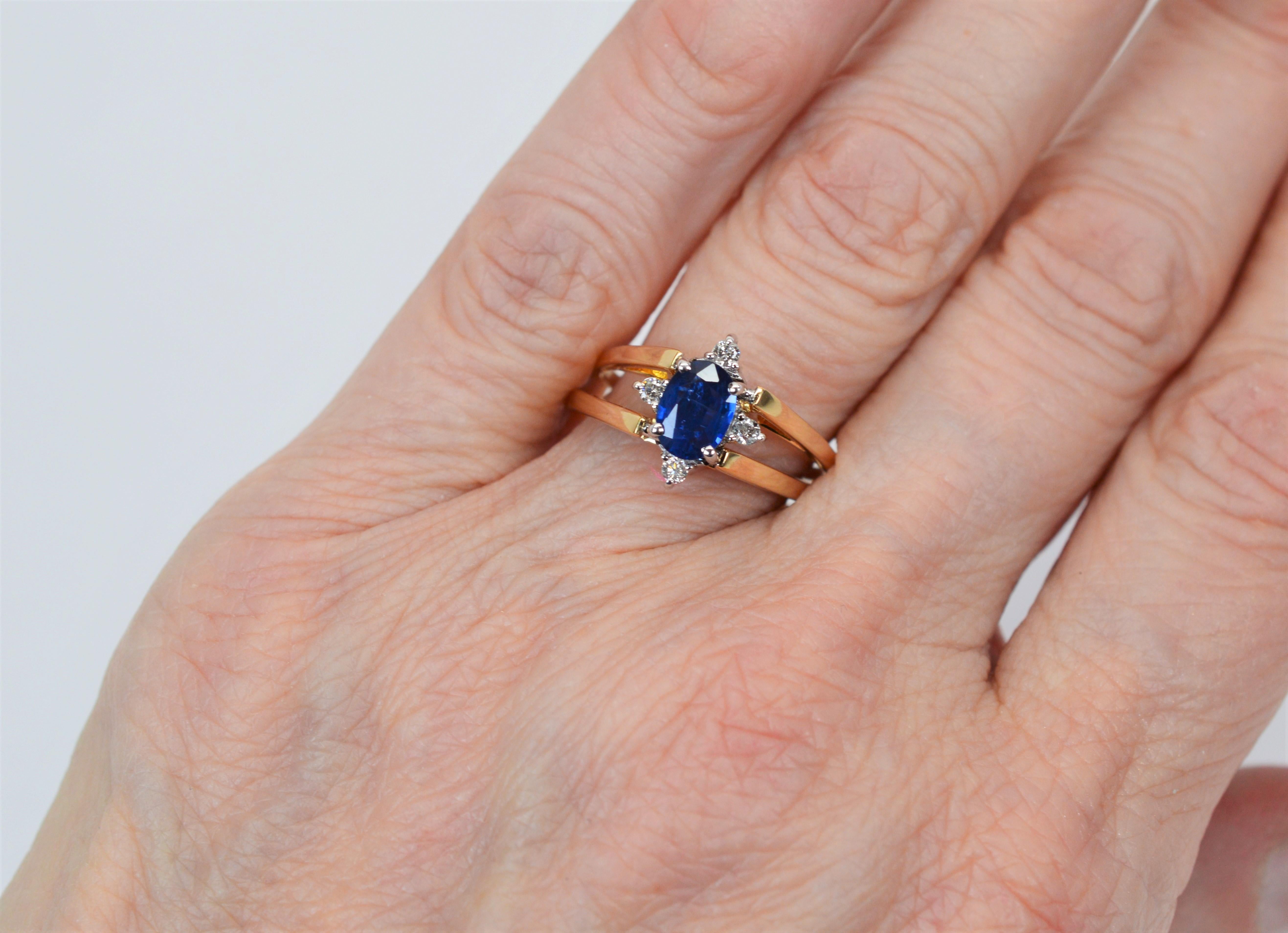 Sapphire Diamond 14 Karat Yellow Gold Reversible Ring For Sale 3