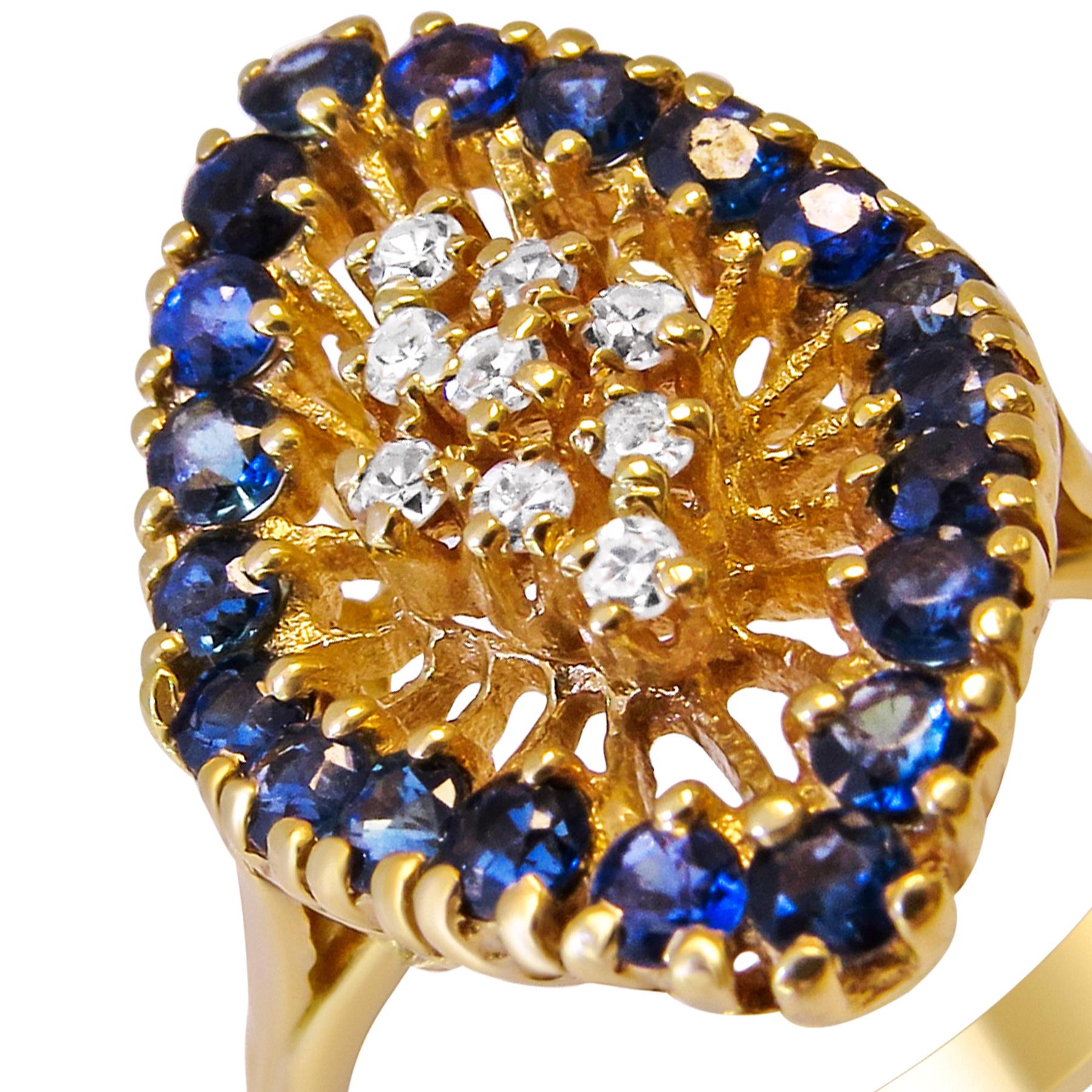 Round Cut Sapphire and Diamond 14 Karat Gold Ladies Ring For Sale