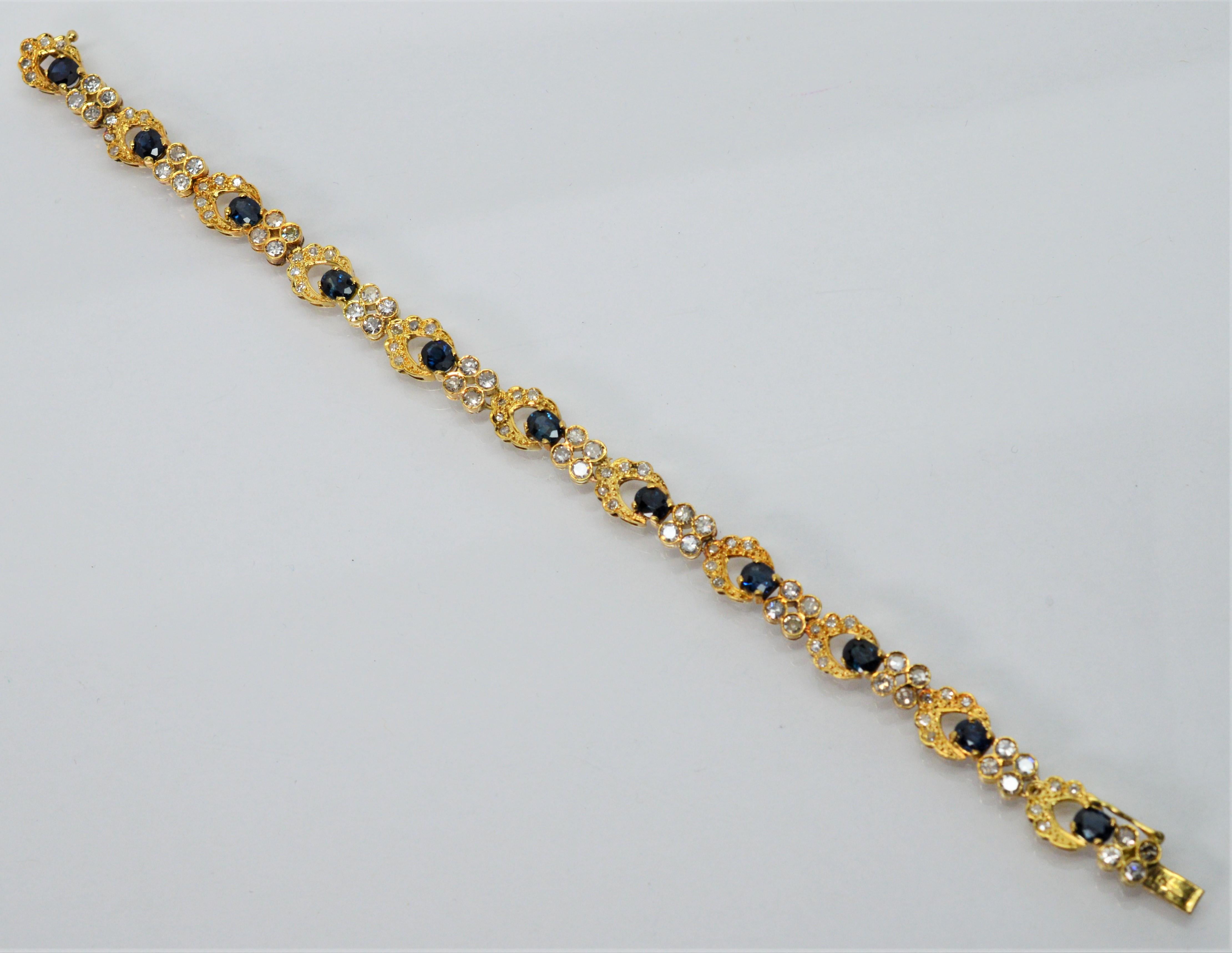 Sapphire Diamond 18 Karat Yellow Gold Bracelet In Good Condition In Mount Kisco, NY