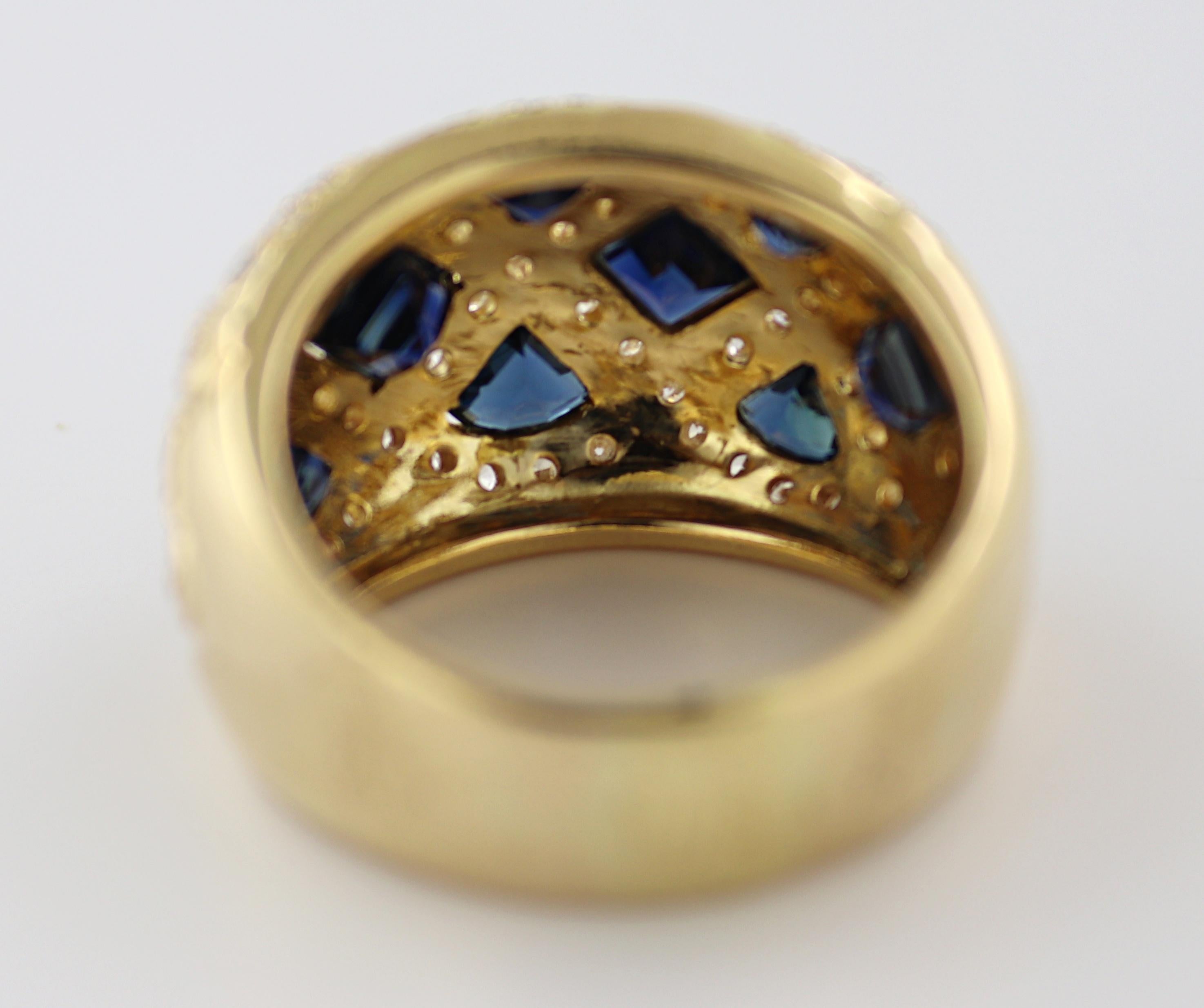 Women's or Men's Sapphire, Diamond, 18k Yellow Gold Basket Ring For Sale