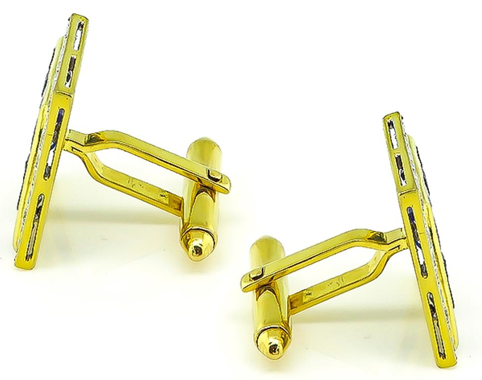 Sapphire Diamond 18 Karat Yellow Gold Cufflinks In Excellent Condition For Sale In New York, NY
