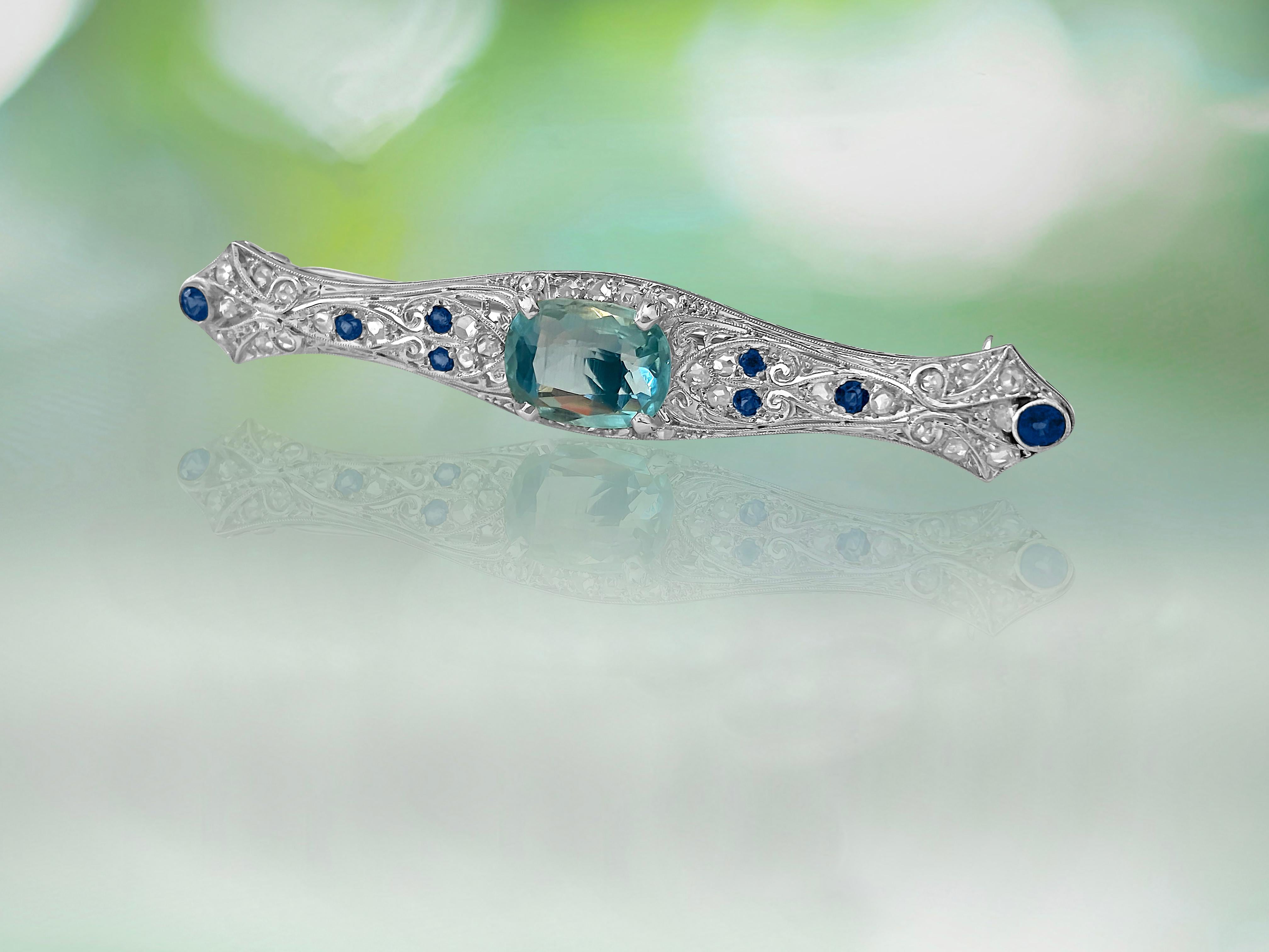 Round Cut Sapphire Diamond and Aquamarine Art Deco Style Pin For Sale