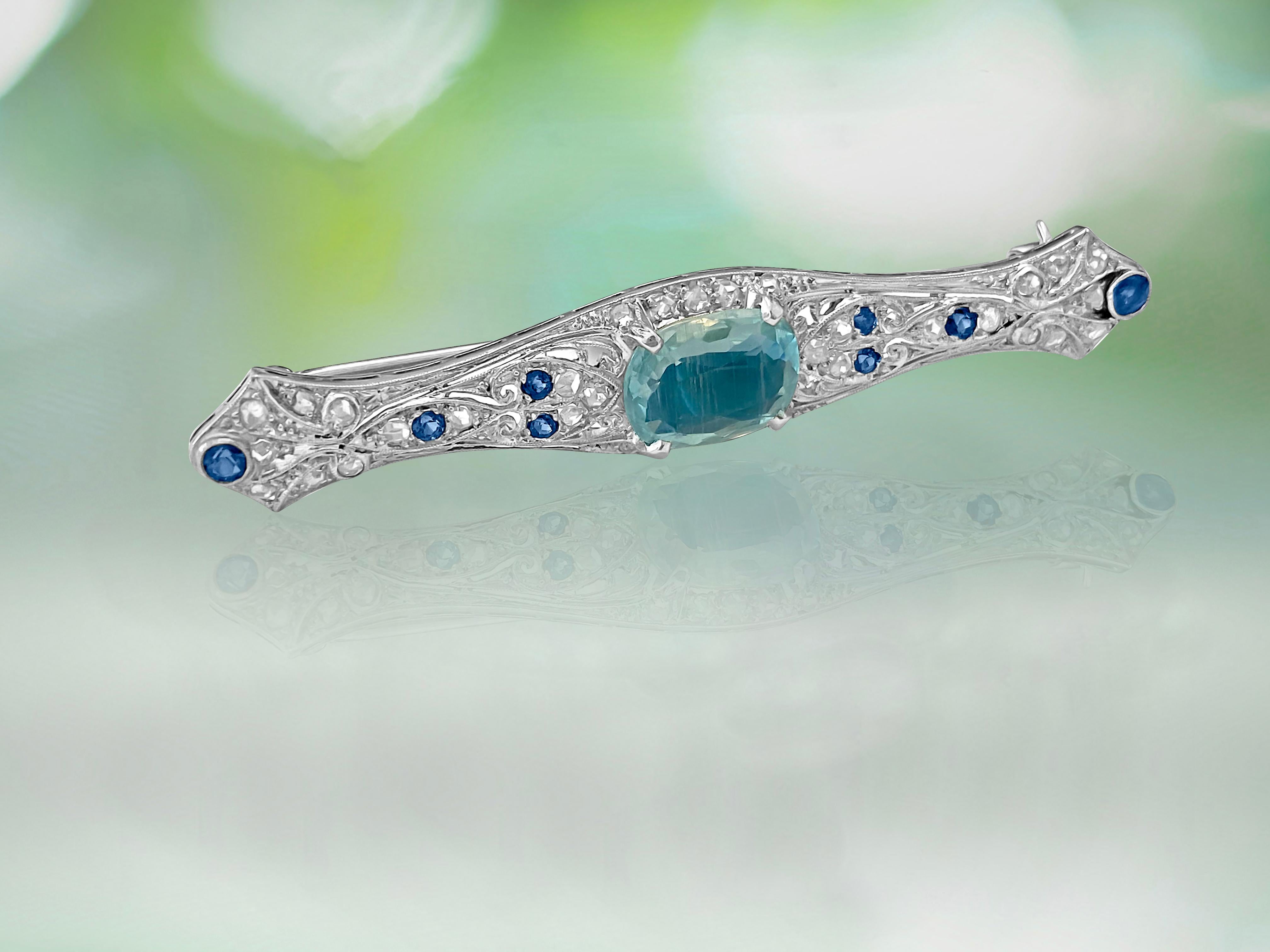 Sapphire Diamond and Aquamarine Art Deco Style Pin In Excellent Condition For Sale In Miami, FL