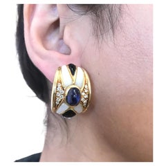 Boucles d'oreilles en or jaune 18K avec saphir, diamant et onyx
