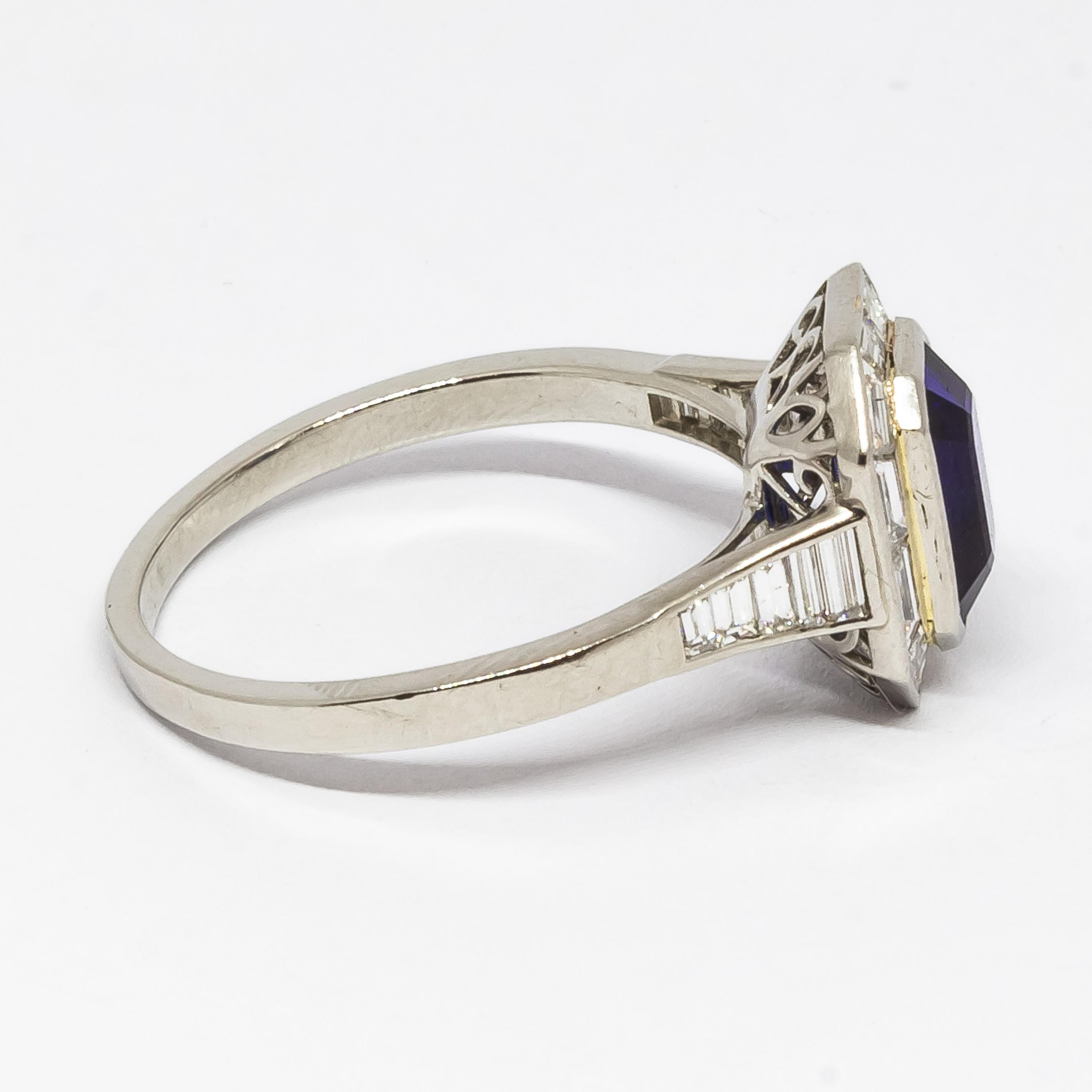 Sapphire, Diamond and Platinum Mitre Set Ring In Excellent Condition For Sale In London, GB