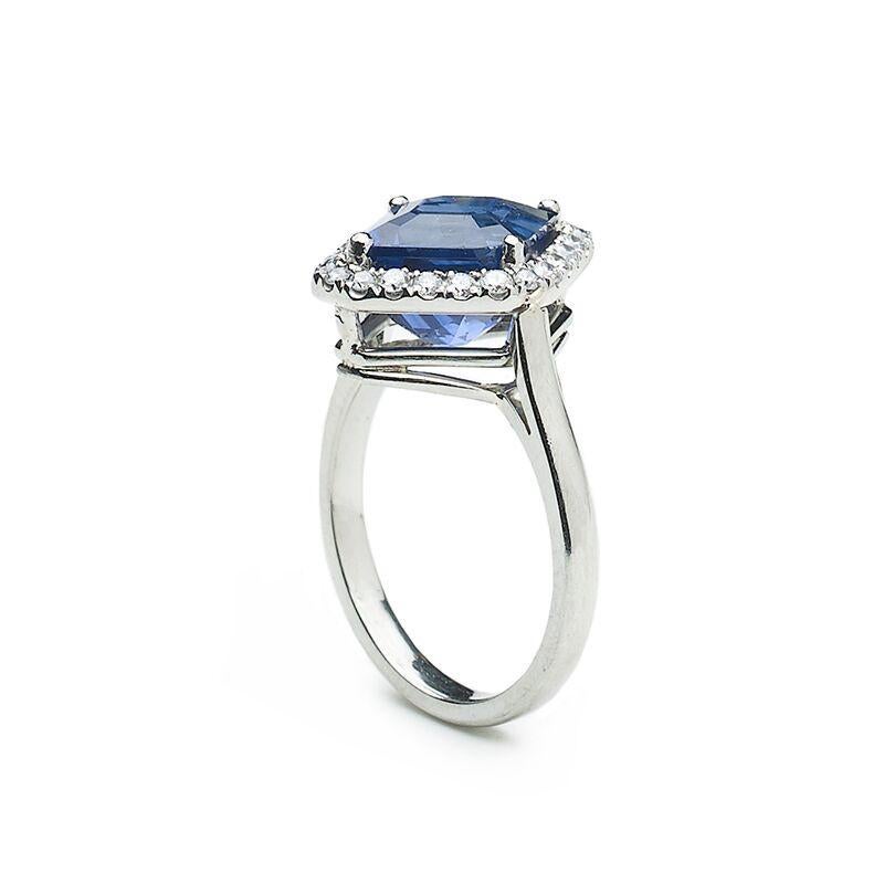 Brilliant Cut Sapphire, Diamond and Platinum Ring, 4.81 Carat For Sale
