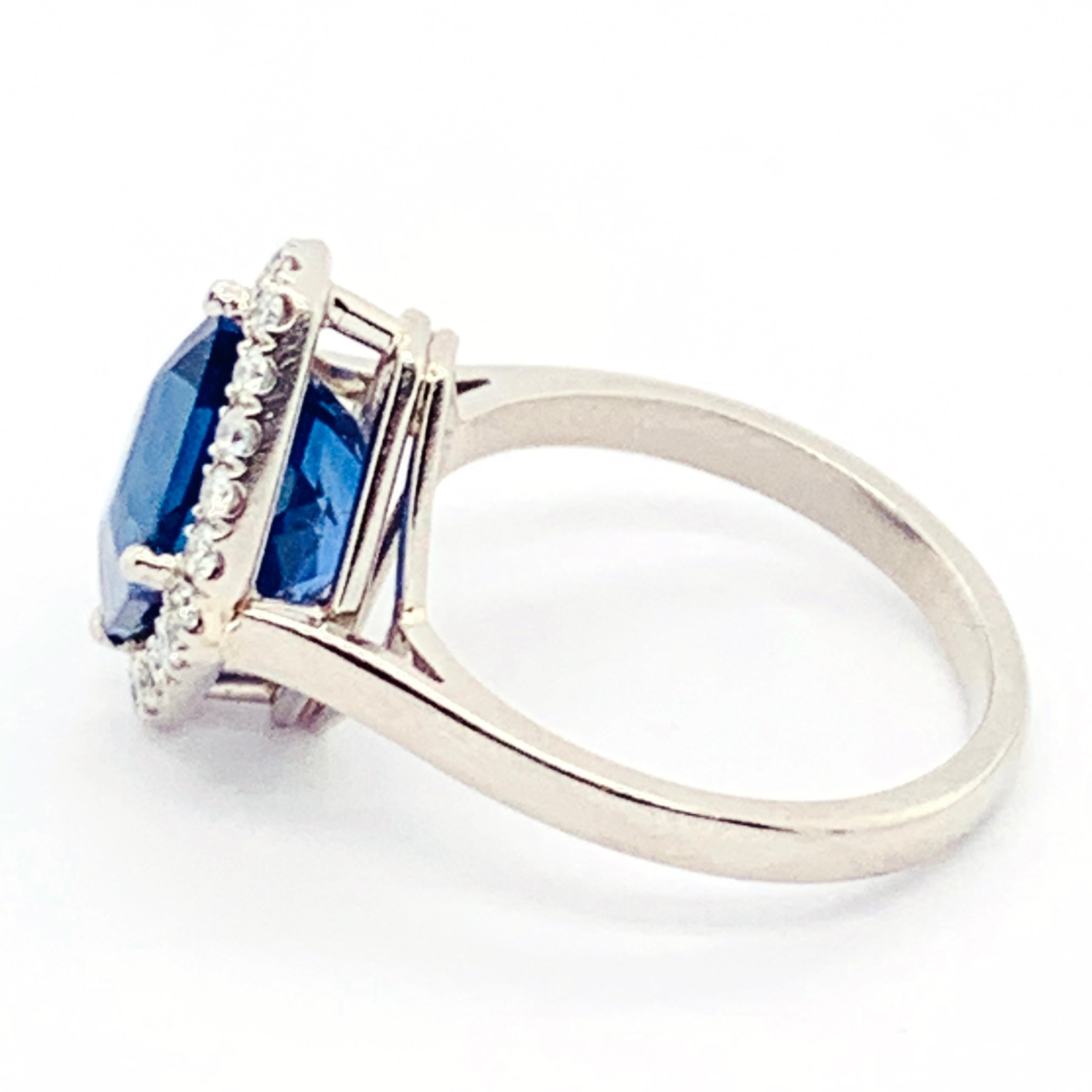 Sapphire, Diamond and Platinum Ring, 4.81 Carat For Sale 2