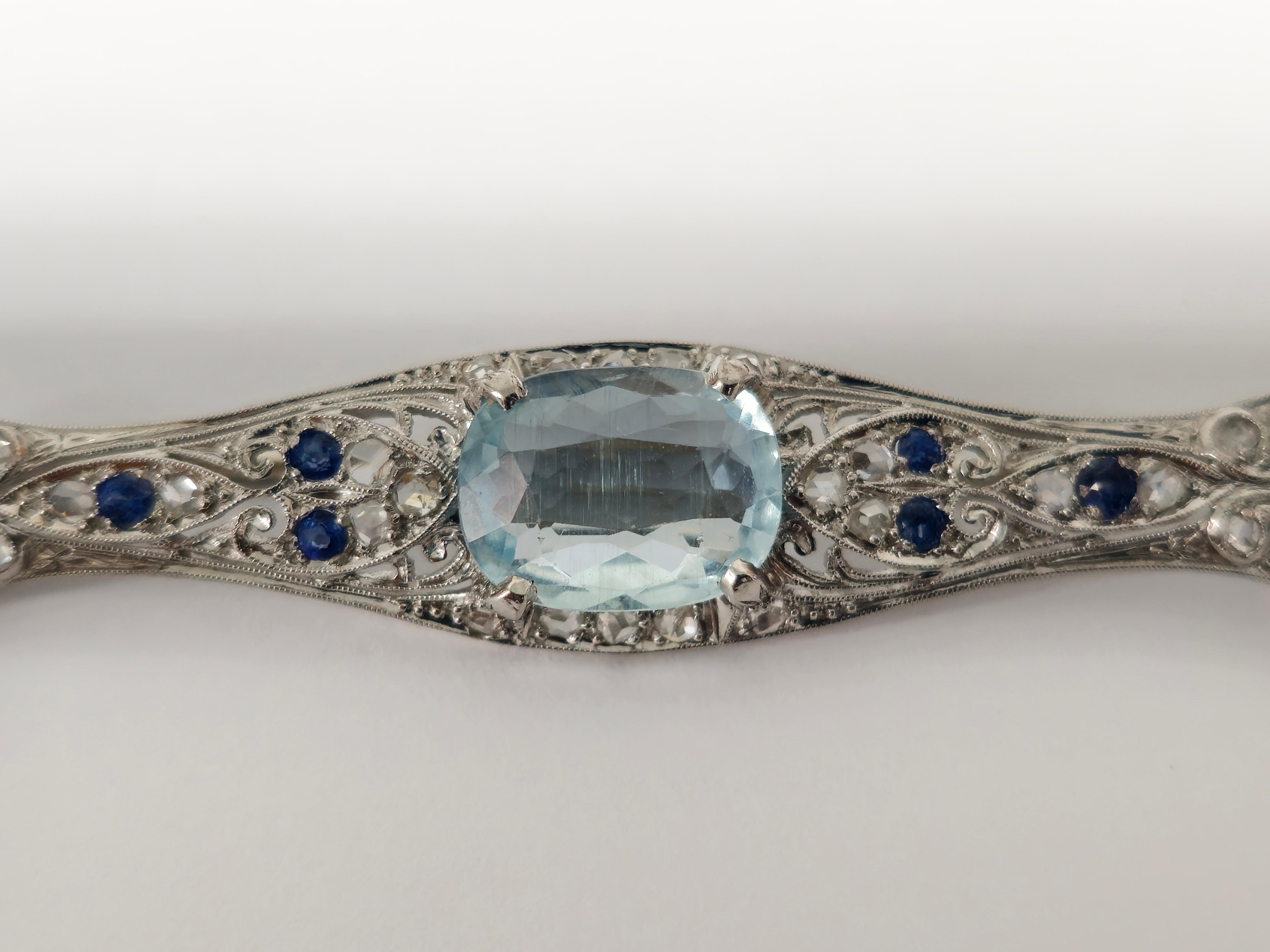 Sapphire Diamond Aquamarine Ladies Estate Pin In Excellent Condition For Sale In Miami, FL