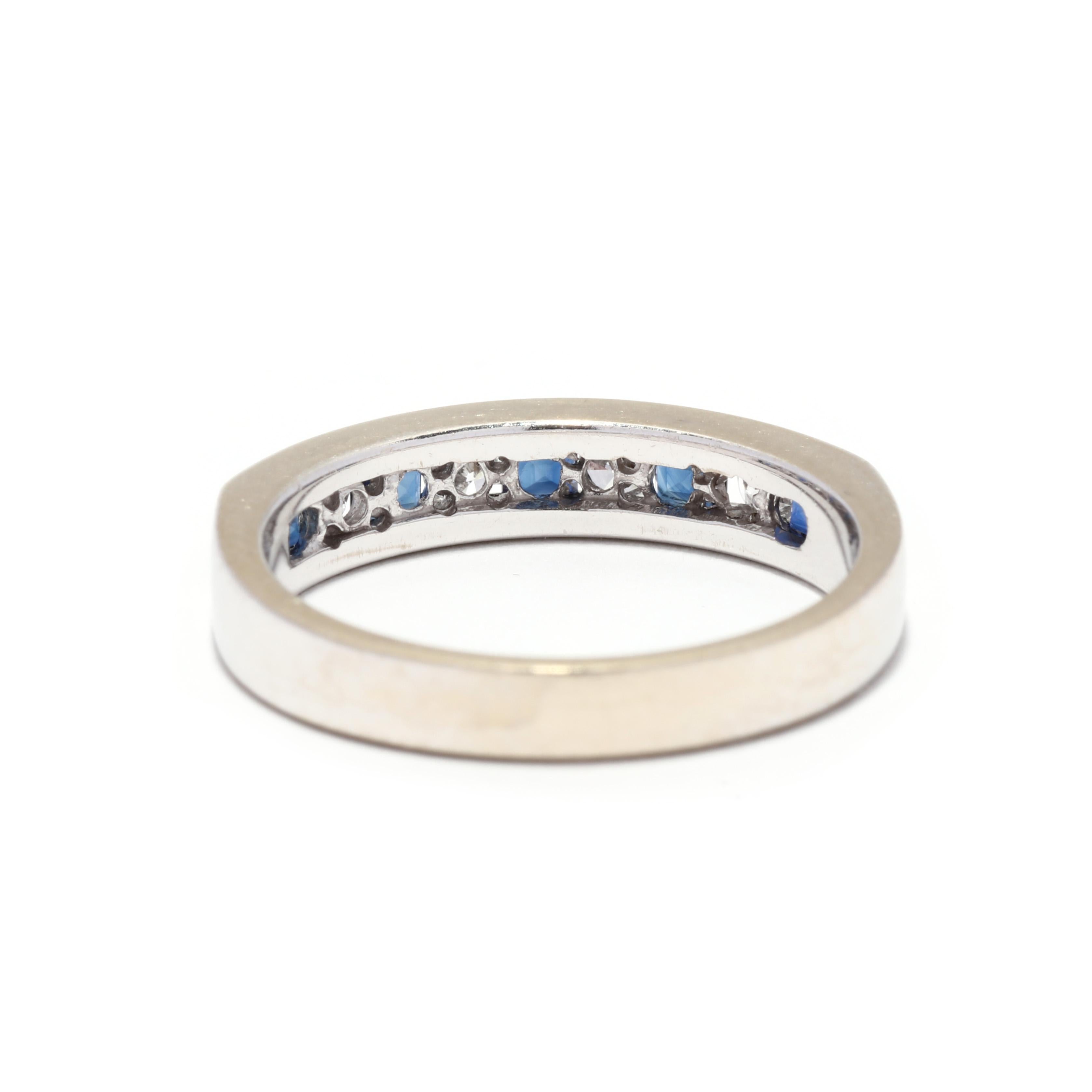Saphir-Diamant-Ring, 14K Weißgold, etwas Blau, Saphir-Stapelbarer Ring (Rundschliff)
