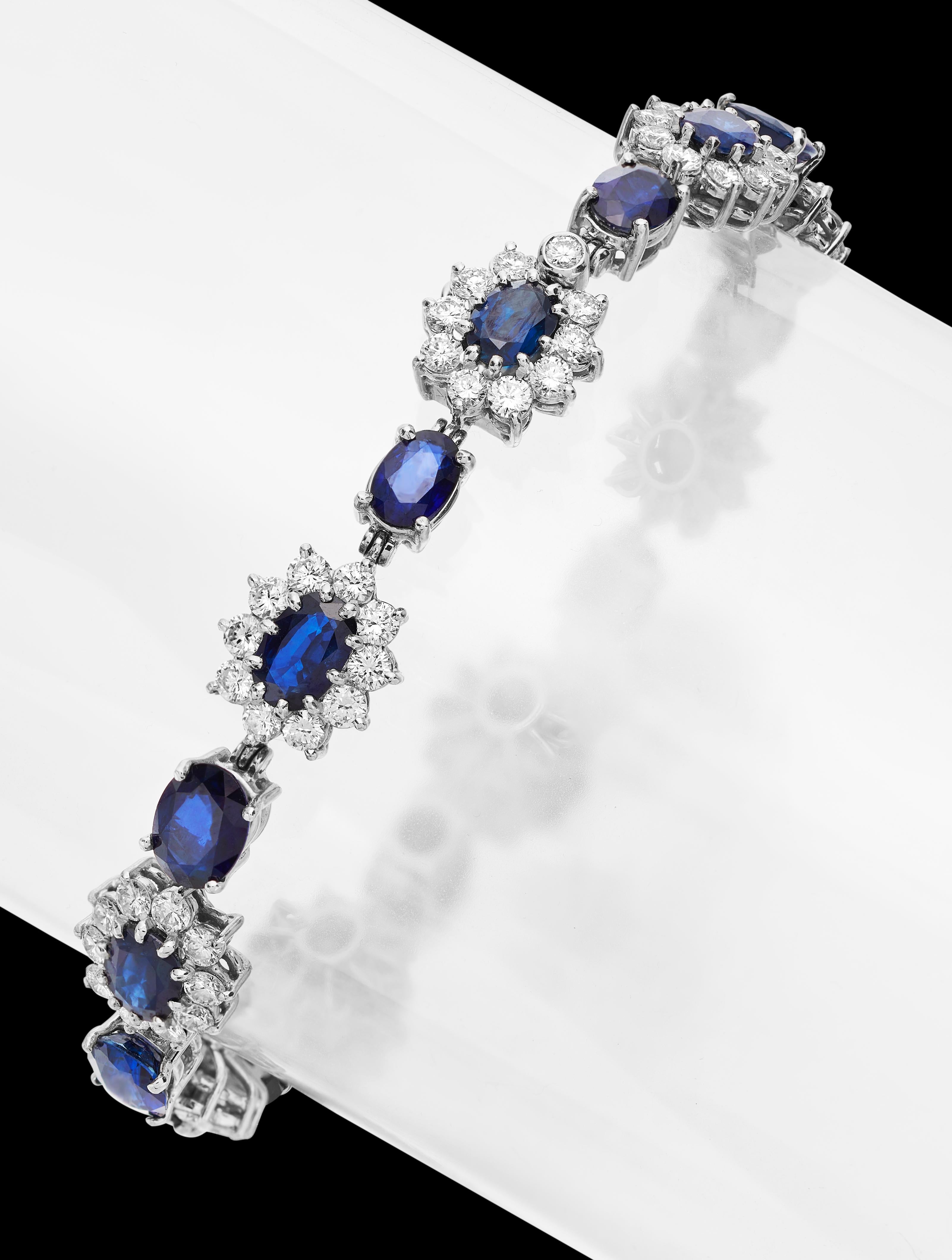 Moderne Bracelet grappe de saphirs et de diamants en or blanc 18 carats en vente