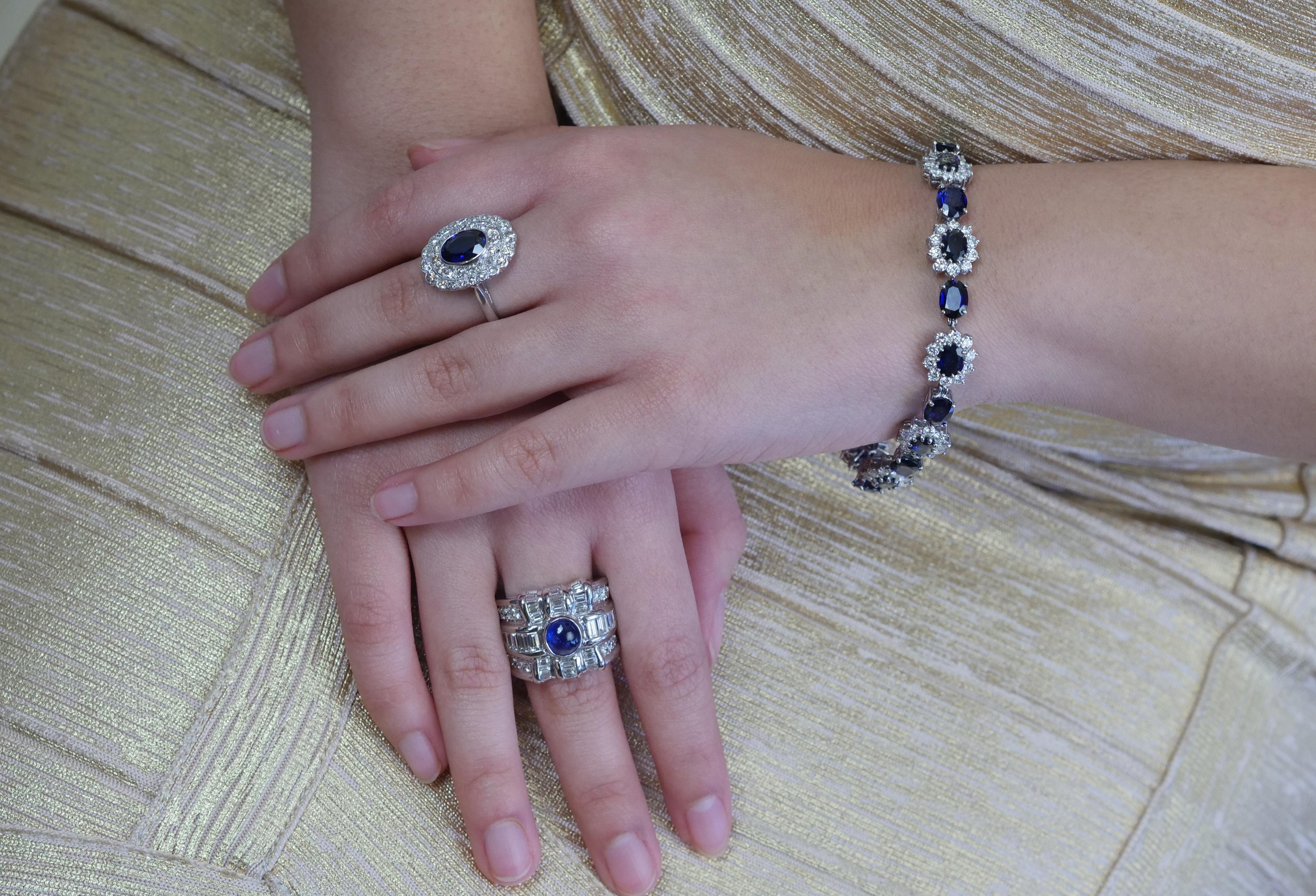 Bracelet grappe de saphirs et de diamants en or blanc 18 carats en vente 3
