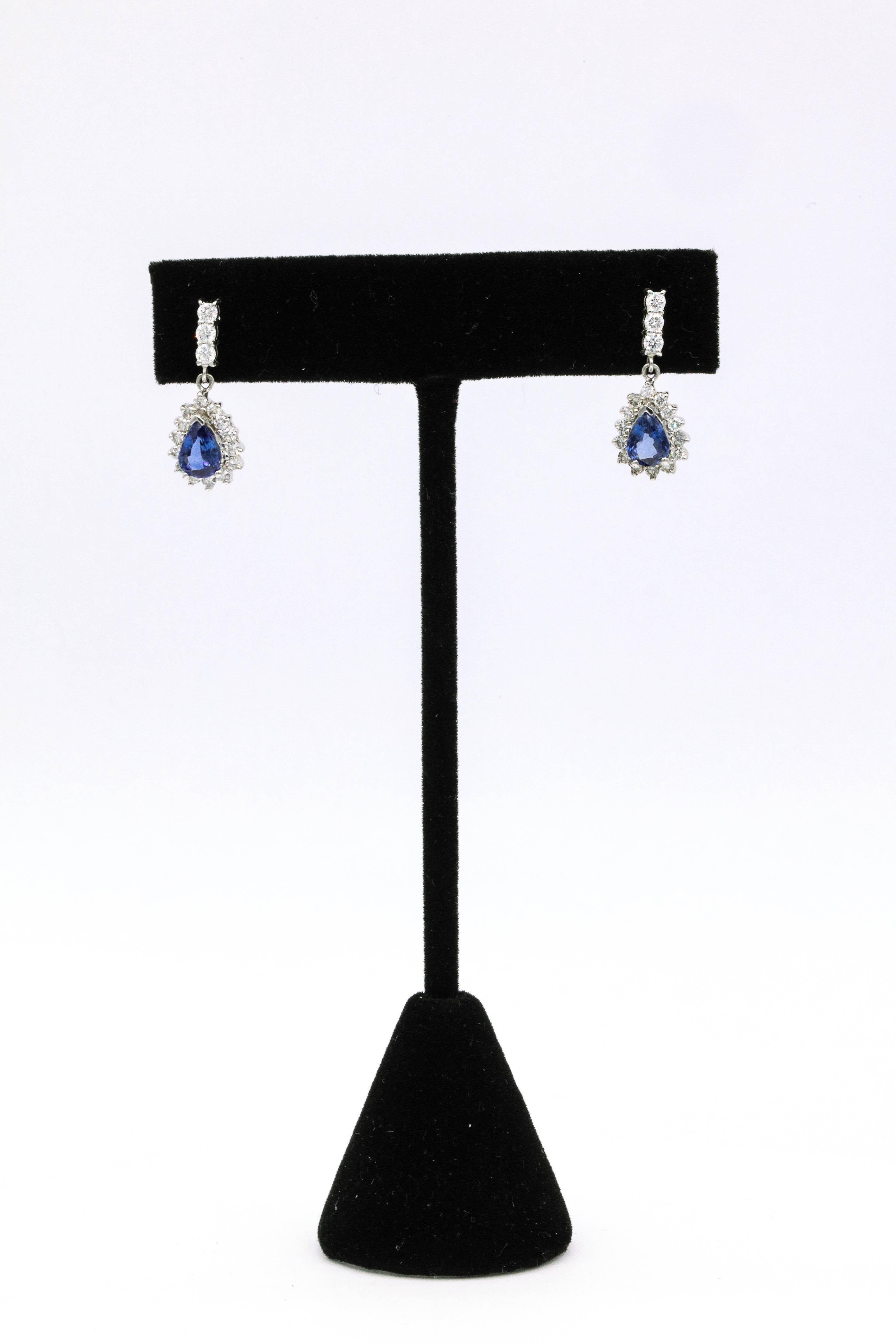 Contemporary Sapphire Diamond Cluster Drop Earrings 2.33 Carat 18 Karat White Gold