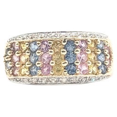 Anillo Racimo de Zafiro y Diamantes en Oro Amarillo de 14k