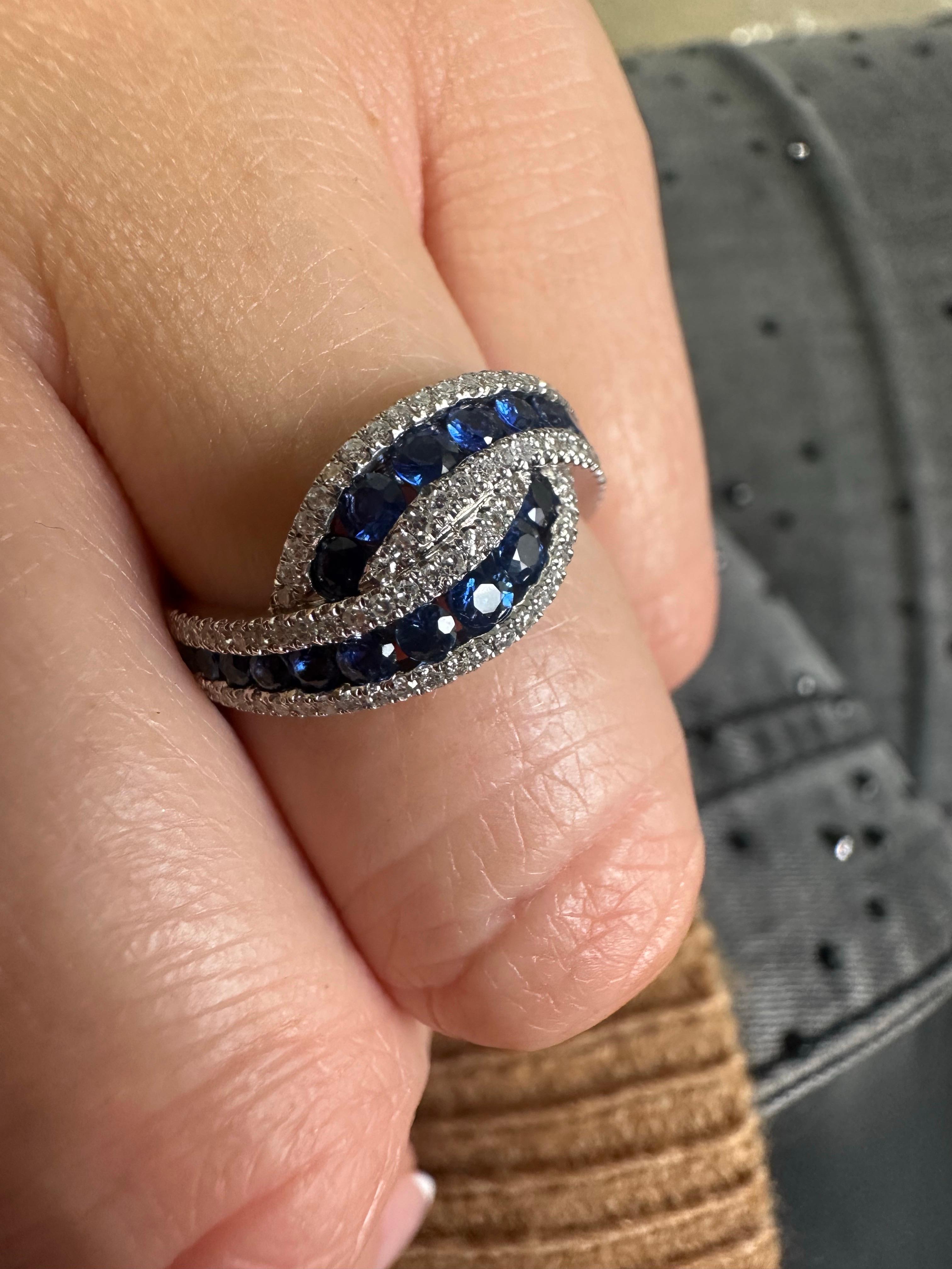 Brilliant Cut Sapphire Diamond cocktail ring 14Kt gold For Sale