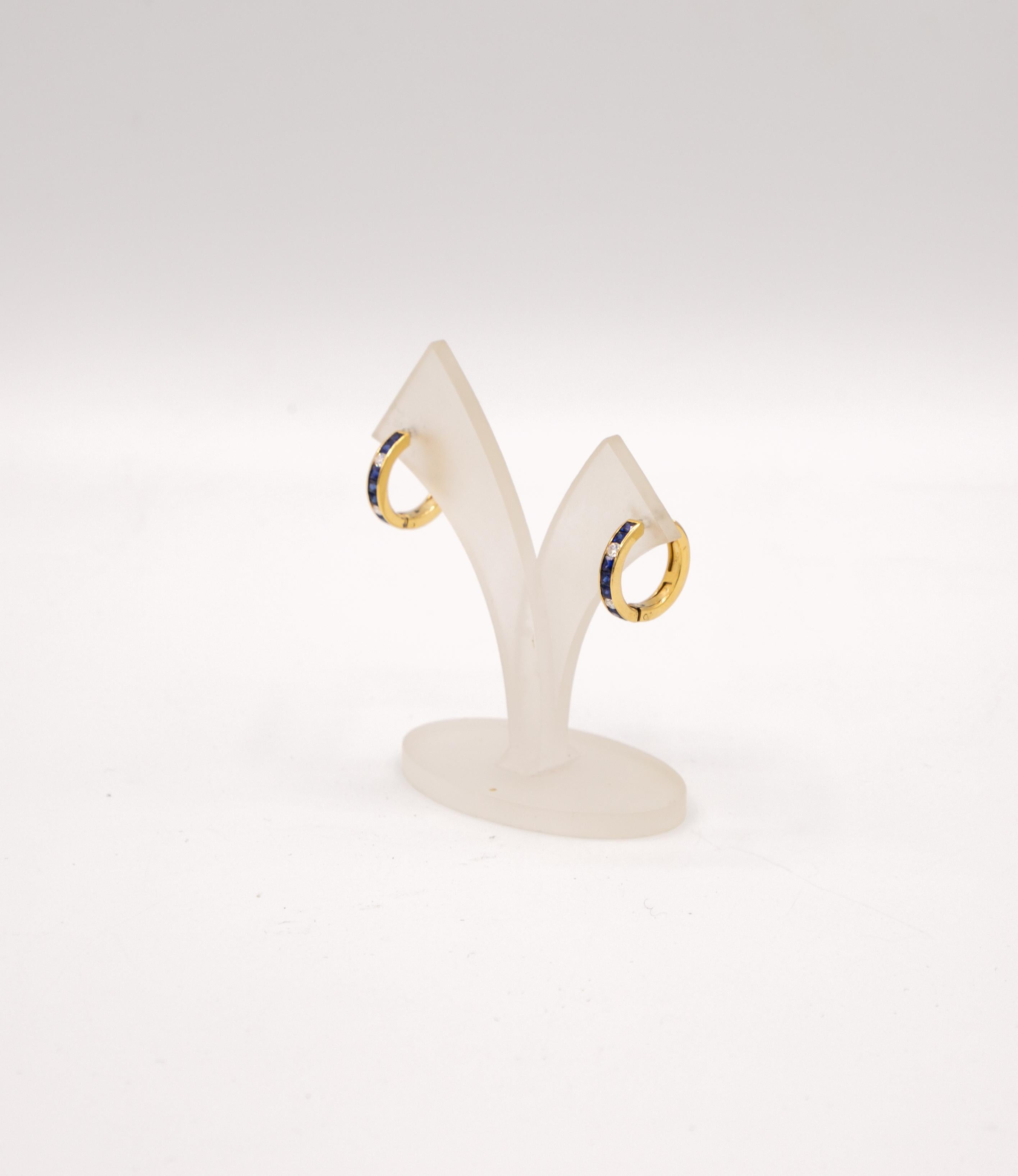 Princess Cut sapphire diamond creool earrings 18 k For Sale