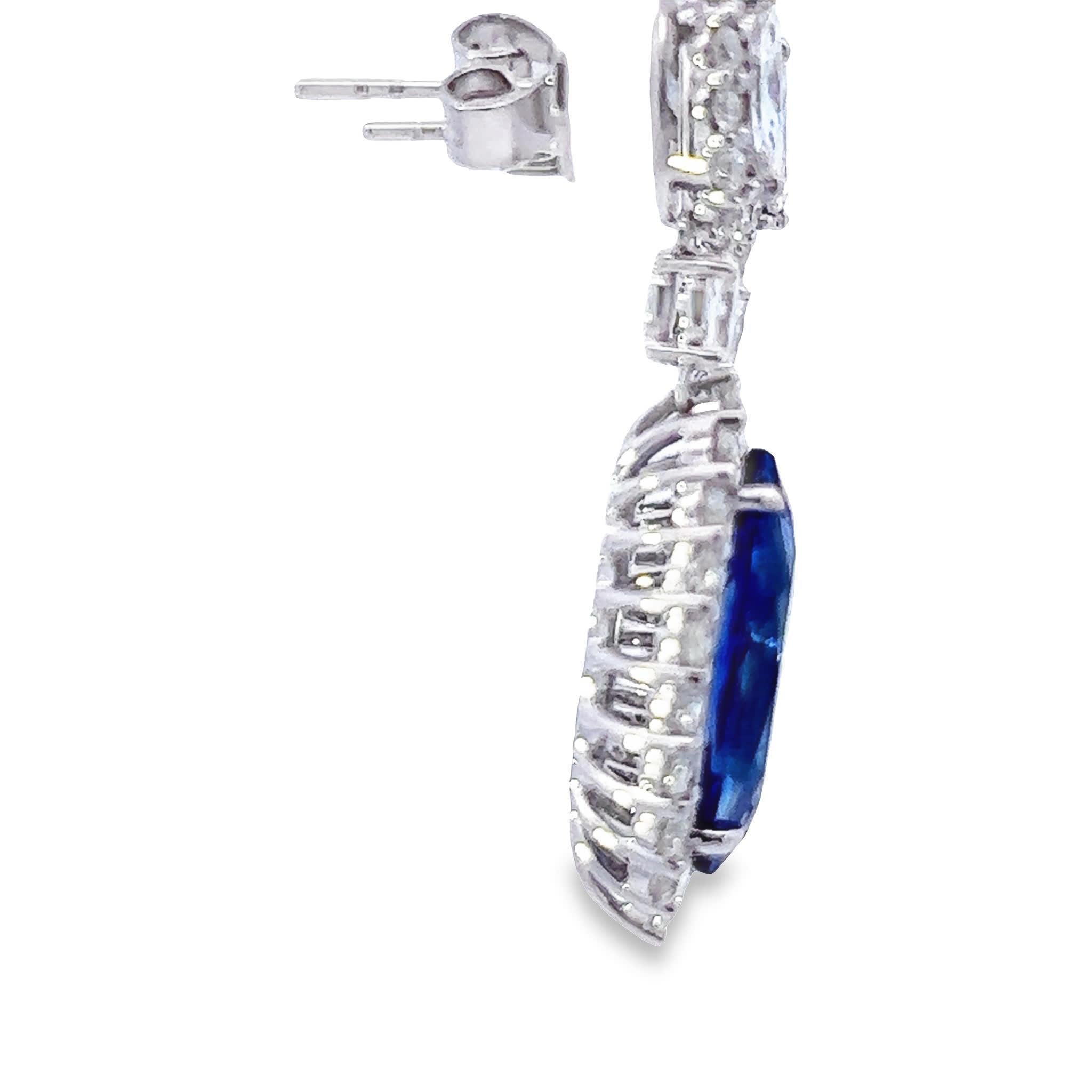 Sapphire diamond dazzle earrings In New Condition For Sale In Great Neck Plaza, NY